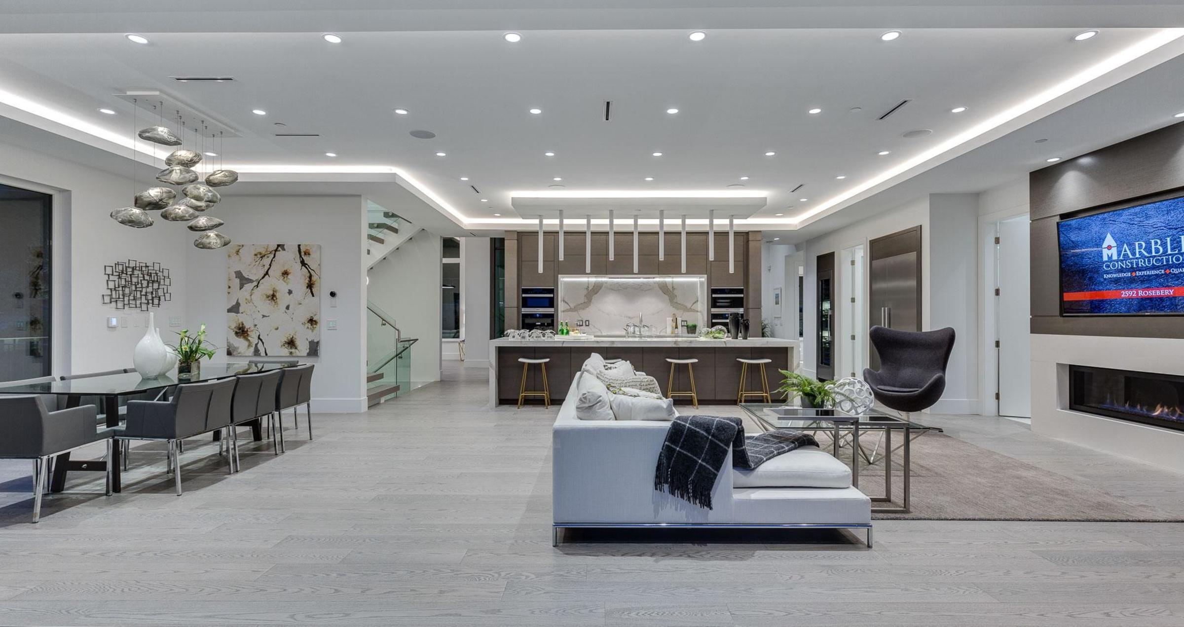 at 2592 Rosebery Avenue, Dundarave, West Vancouver