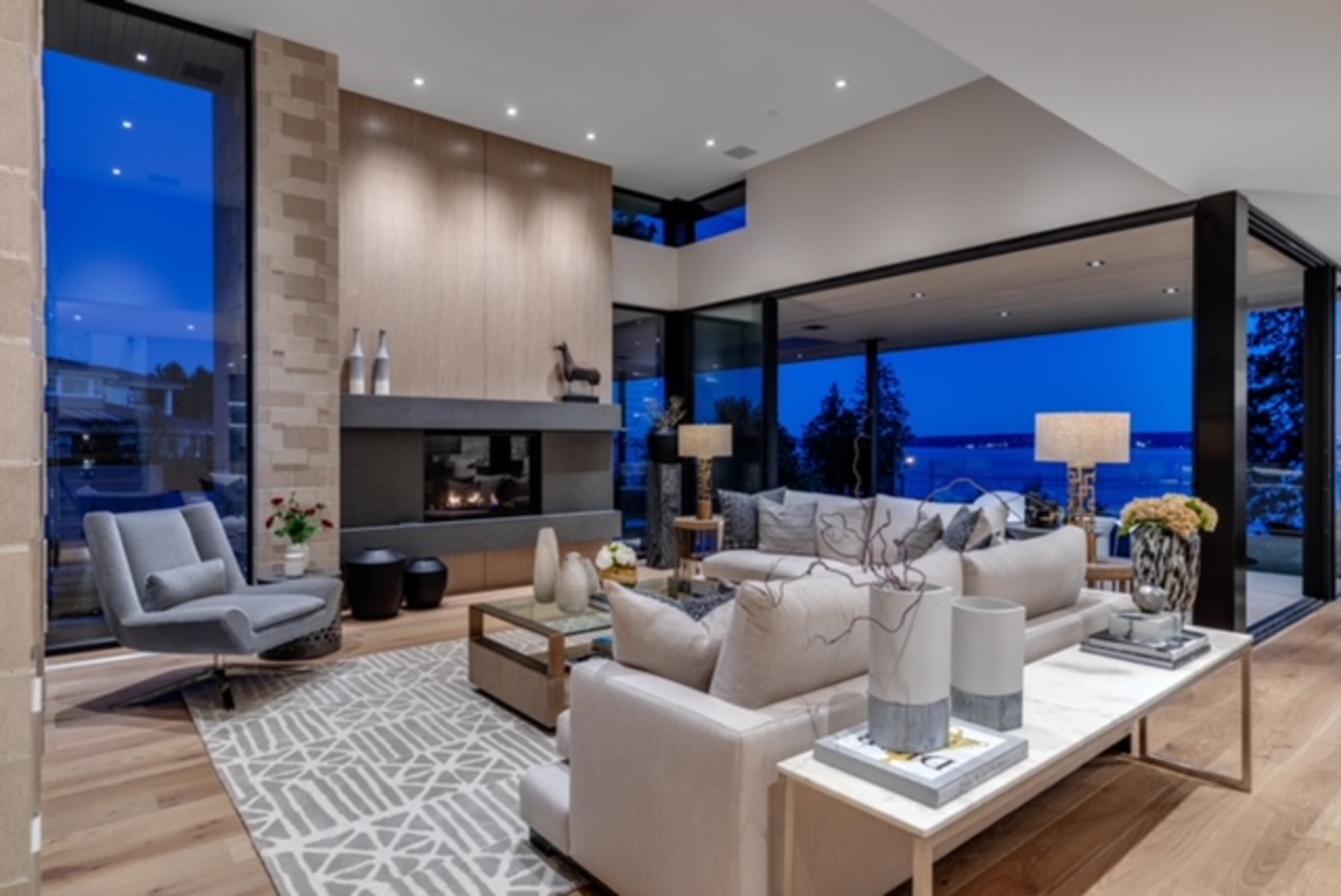 at 2611 Bellevue, Dundarave, West Vancouver