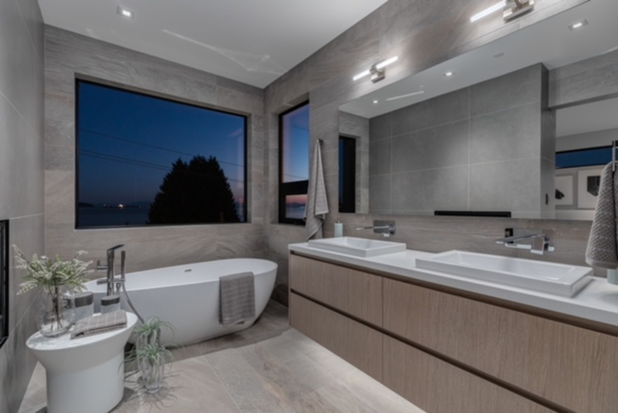 at 2611 Bellevue, Dundarave, West Vancouver