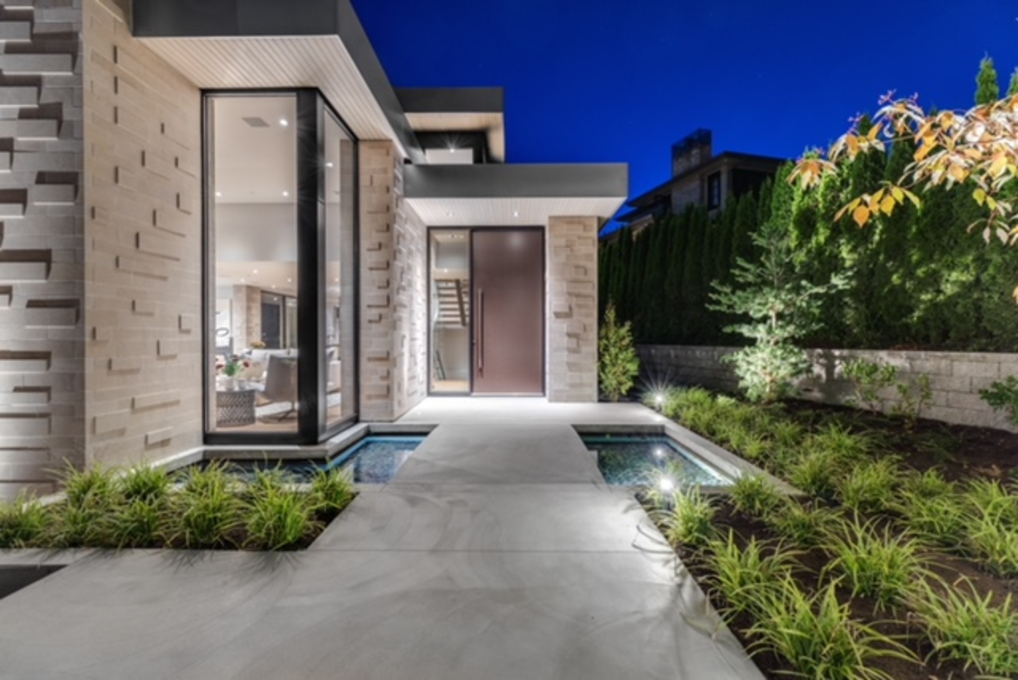 at 2611 Bellevue, Dundarave, West Vancouver