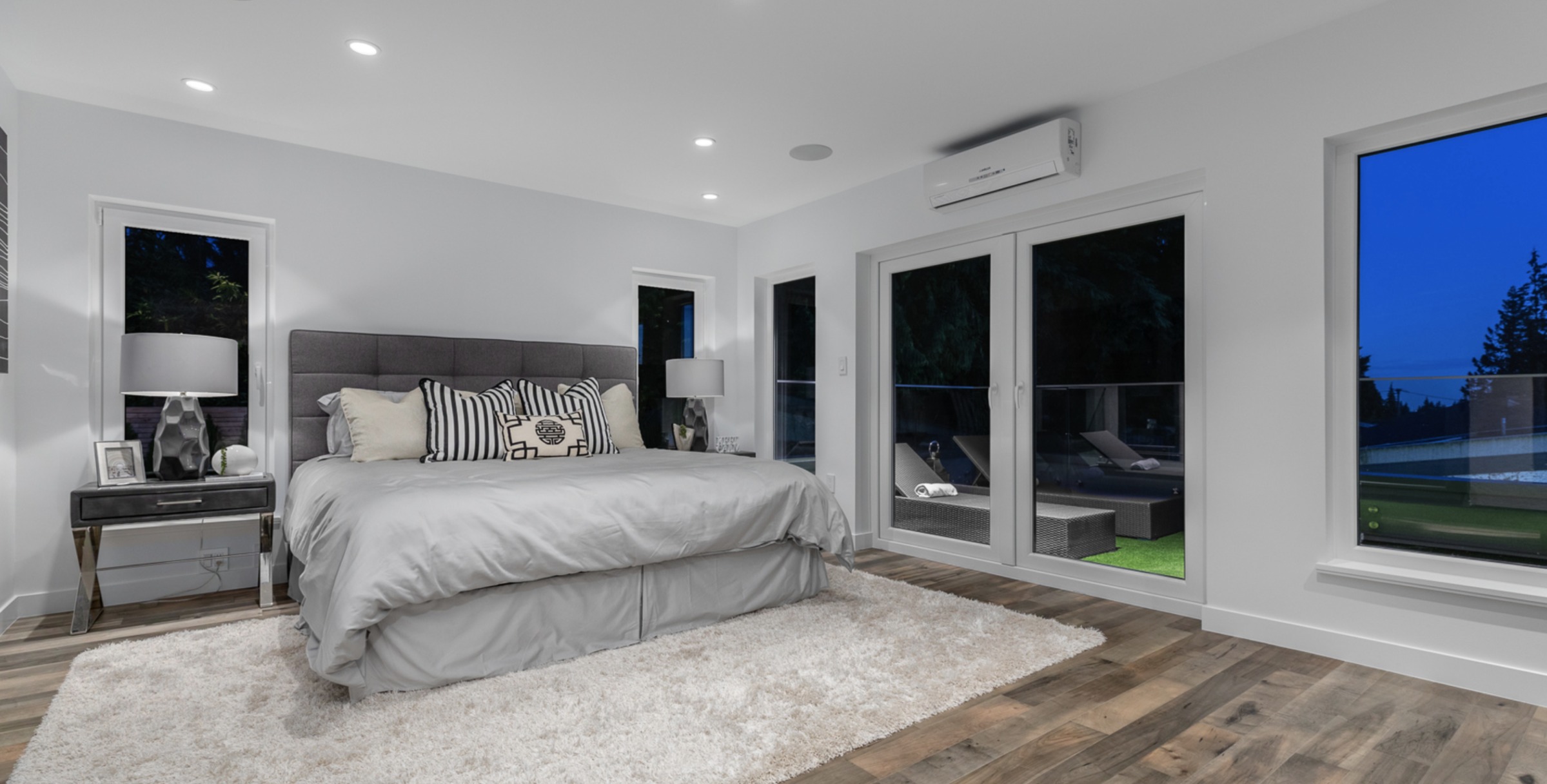 at 4582 Highland Boulevard, Canyon Heights NV, North Vancouver