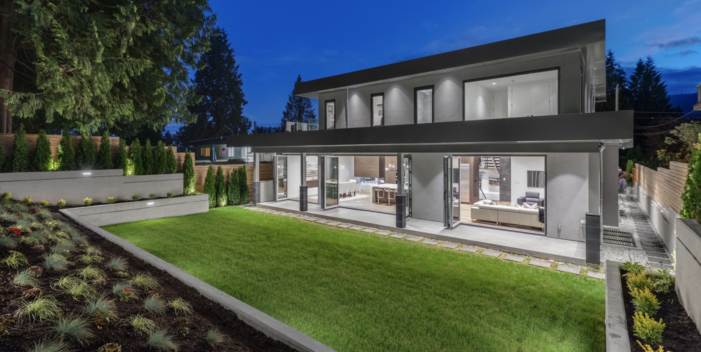 at 4582 Highland Boulevard, Canyon Heights NV, North Vancouver