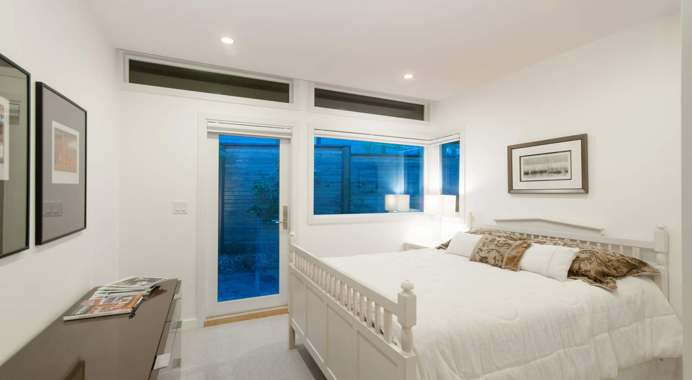 at 3584 Rockview Place, Westmount WV, West Vancouver