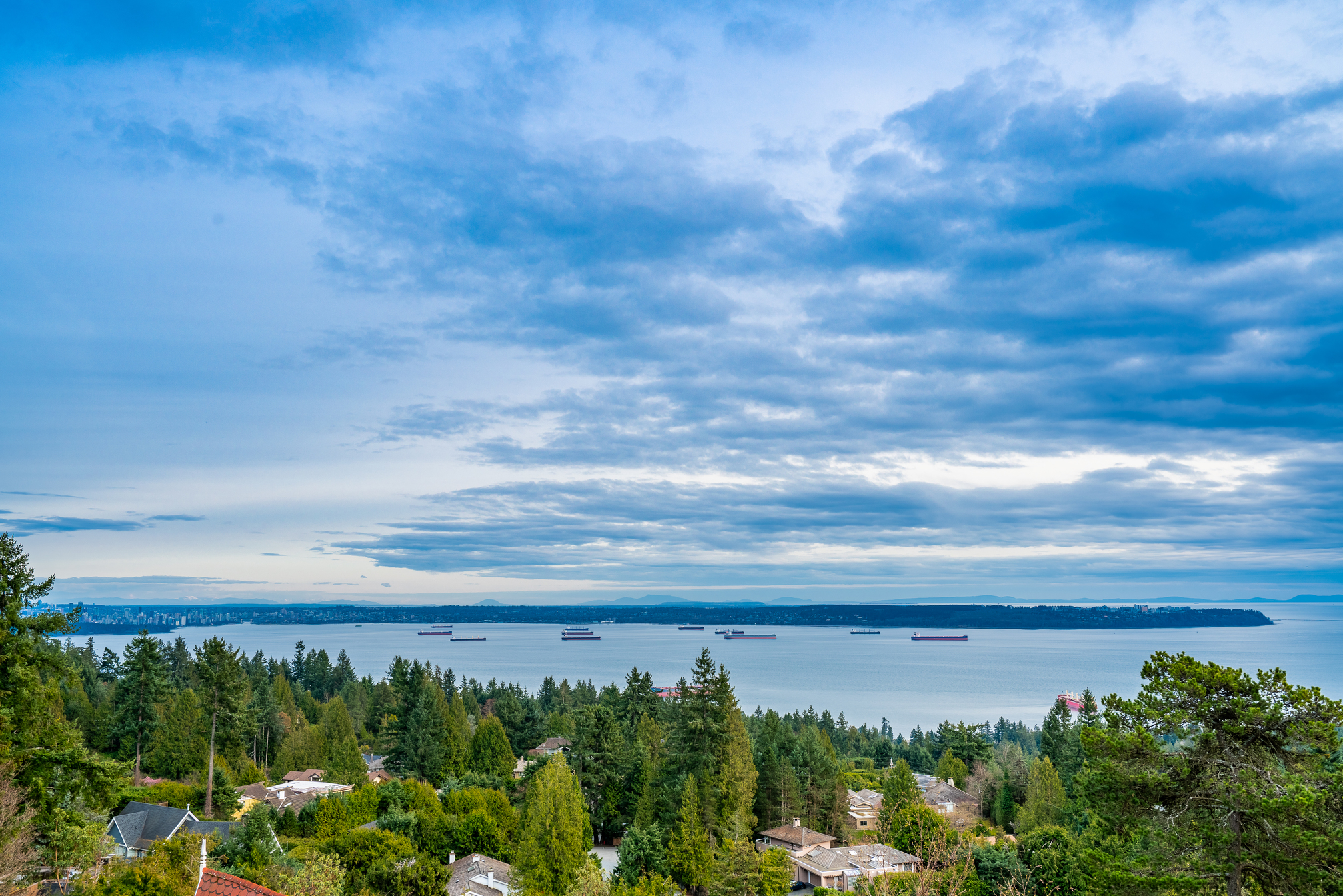 at 4667 Woodridge Place, Cypress Park Estates, West Vancouver
