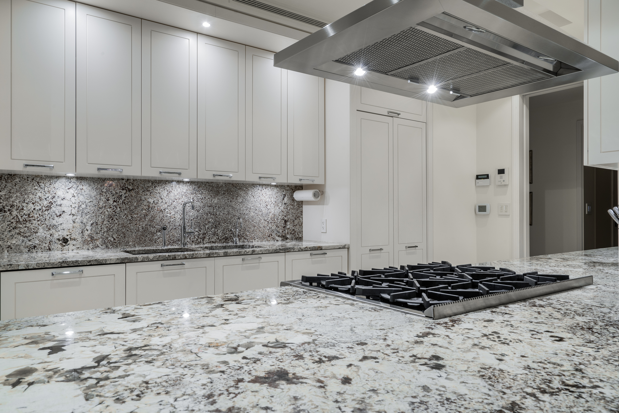 at 20B - 1500 Alberni Streeet, Coal Harbour, Vancouver West