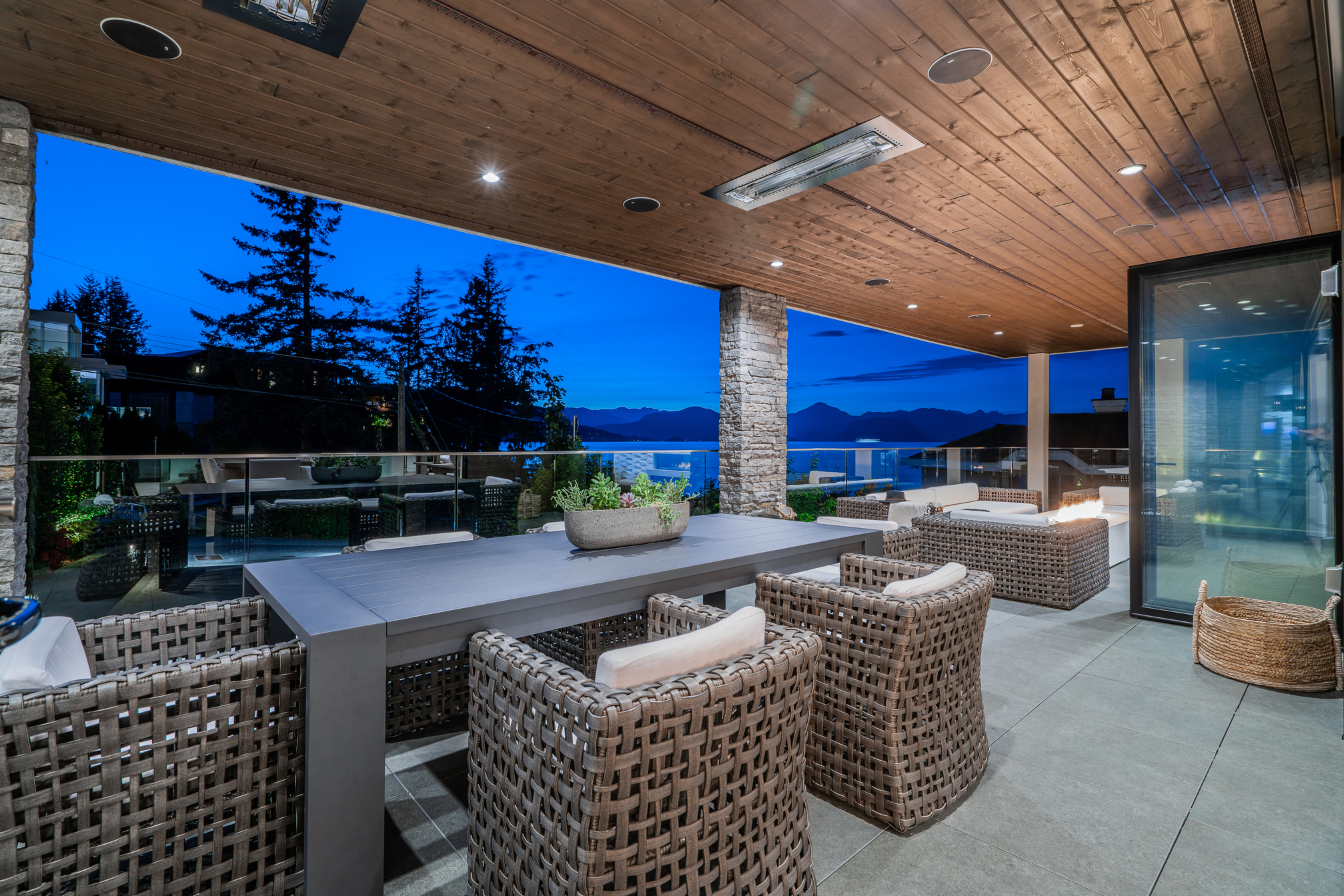 at 6892 Copper Cove Road, Whytecliff, West Vancouver