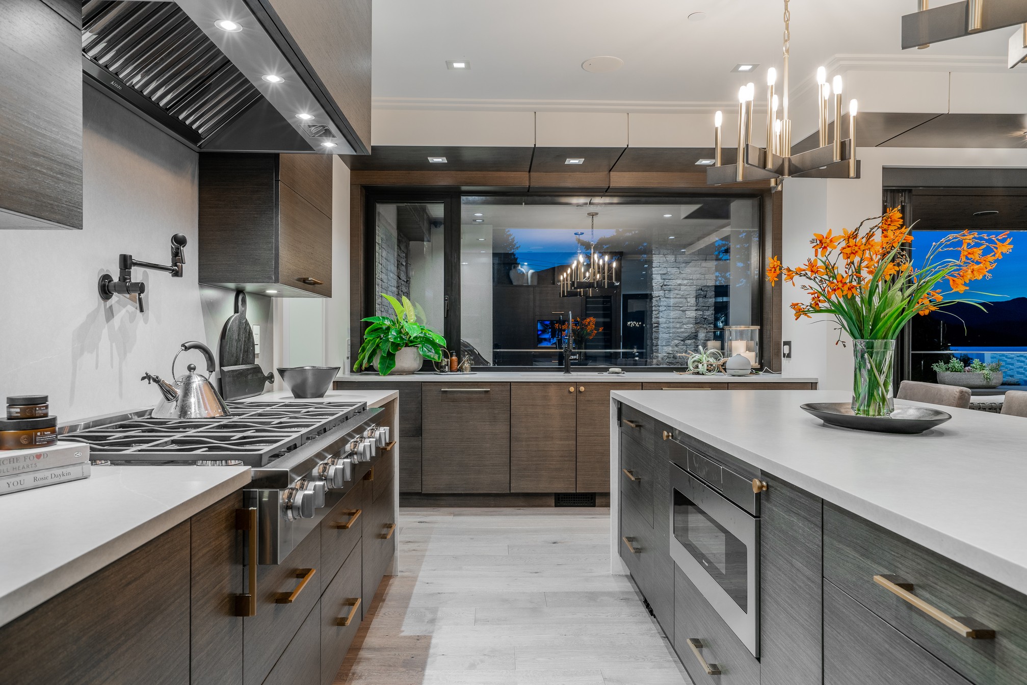 at 6892 Copper Cove Road, Whytecliff, West Vancouver