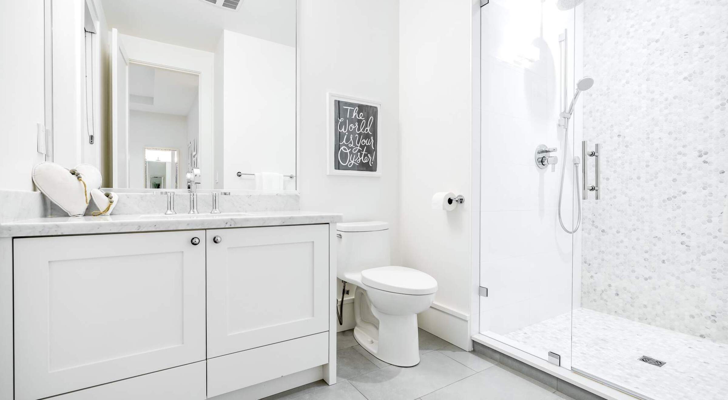 at 3326 Westmount Road, Westmount WV, West Vancouver