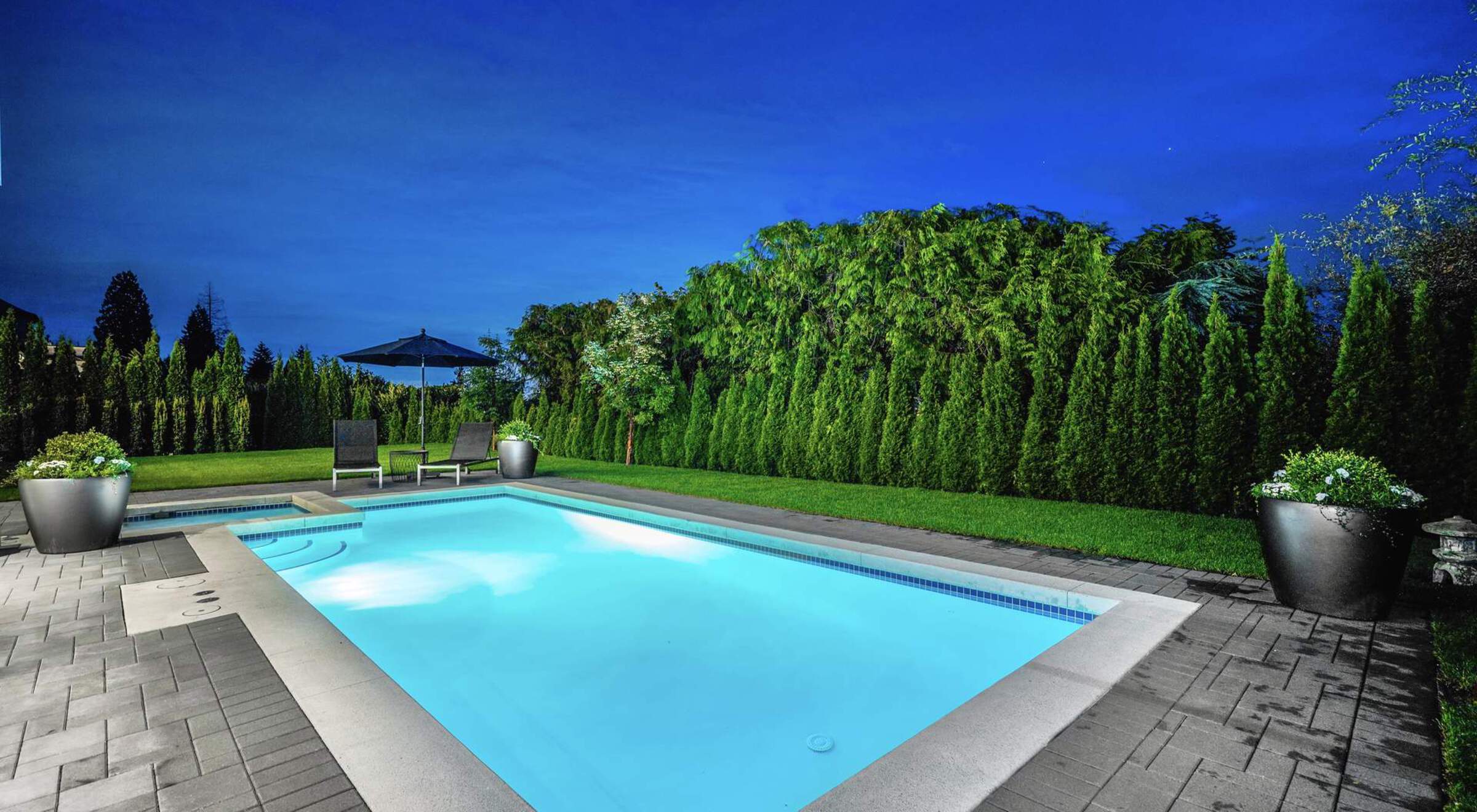 at 3326 Westmount Road, Westmount WV, West Vancouver