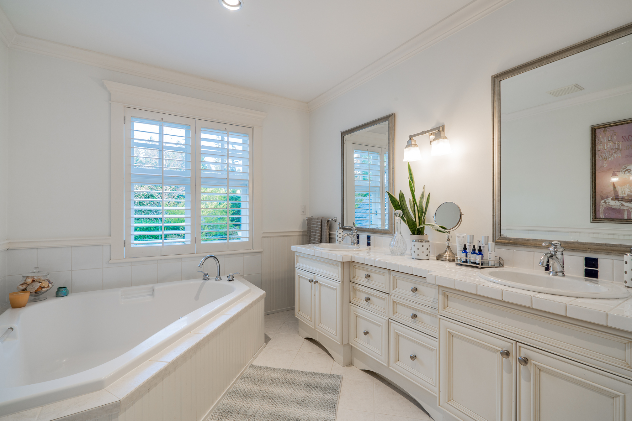 at 4638 Decourcy Court, Caulfeild, West Vancouver