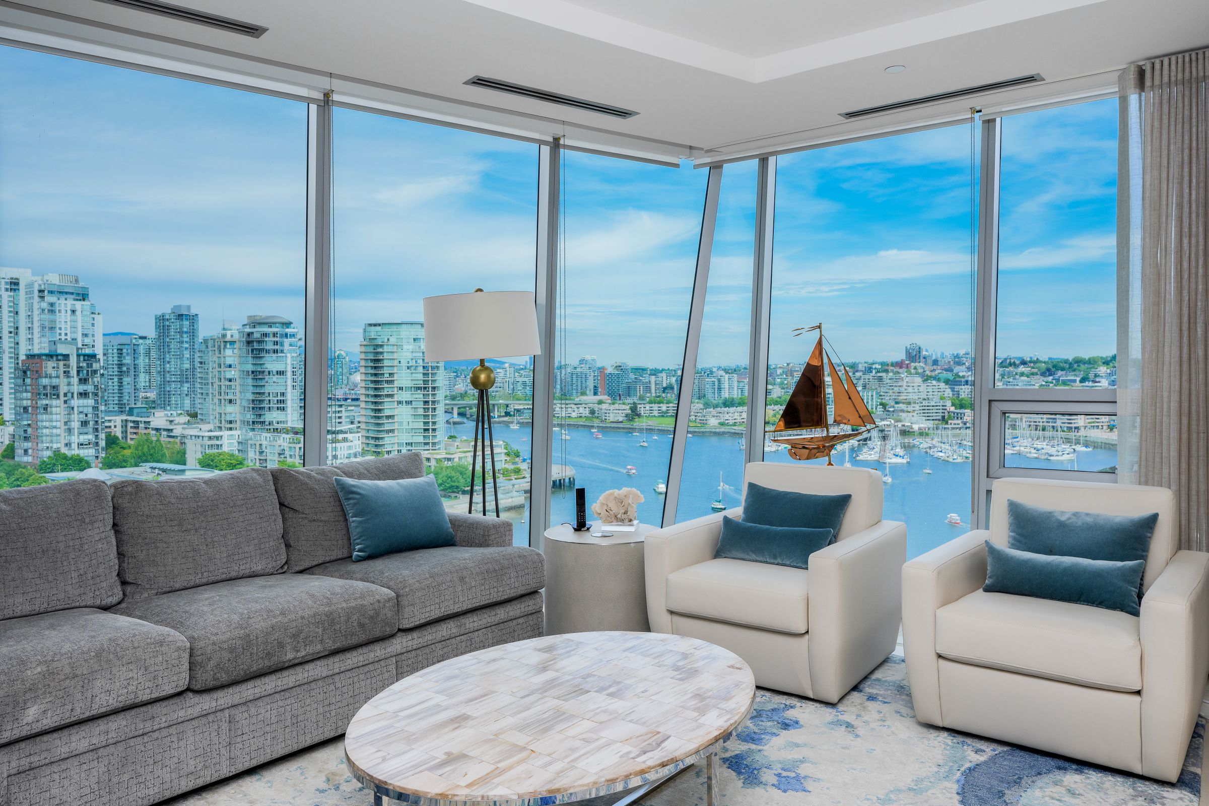 at 1702 - 1560 Homer Mews, Yaletown, Vancouver West