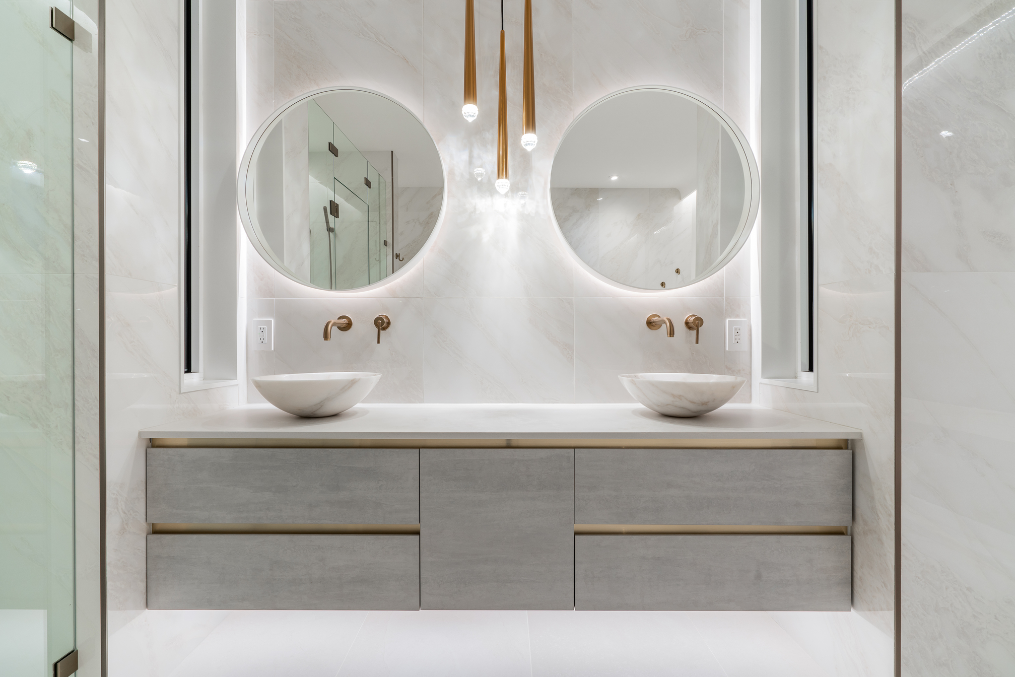 at 655 Beachview Drive, Deep Cove, North Vancouver