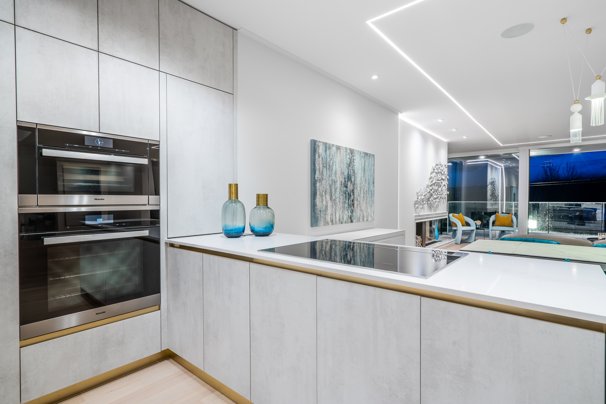 at 655 Beachview Drive, Deep Cove, North Vancouver