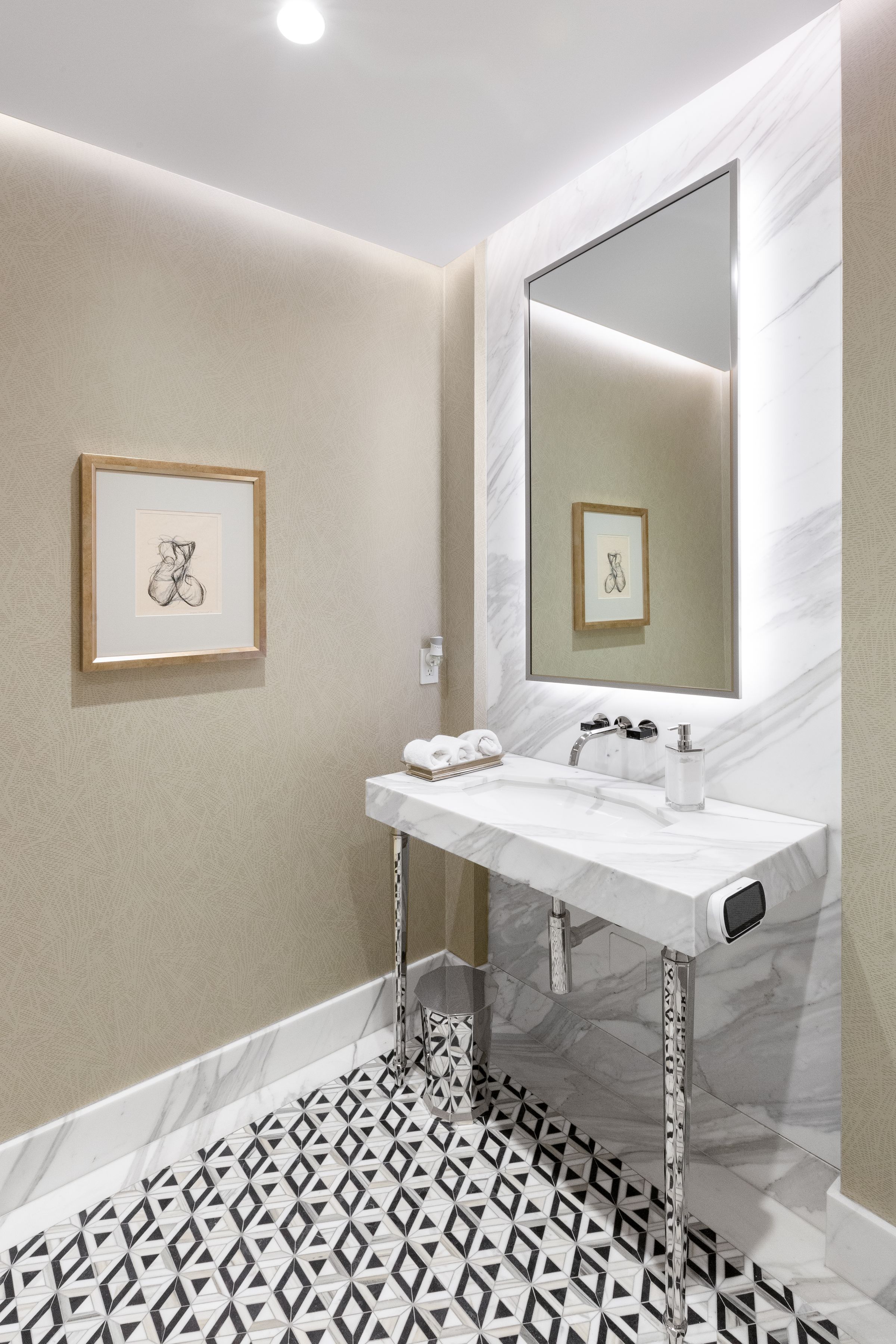 at 2919 Mathers Avenue, Altamont, West Vancouver