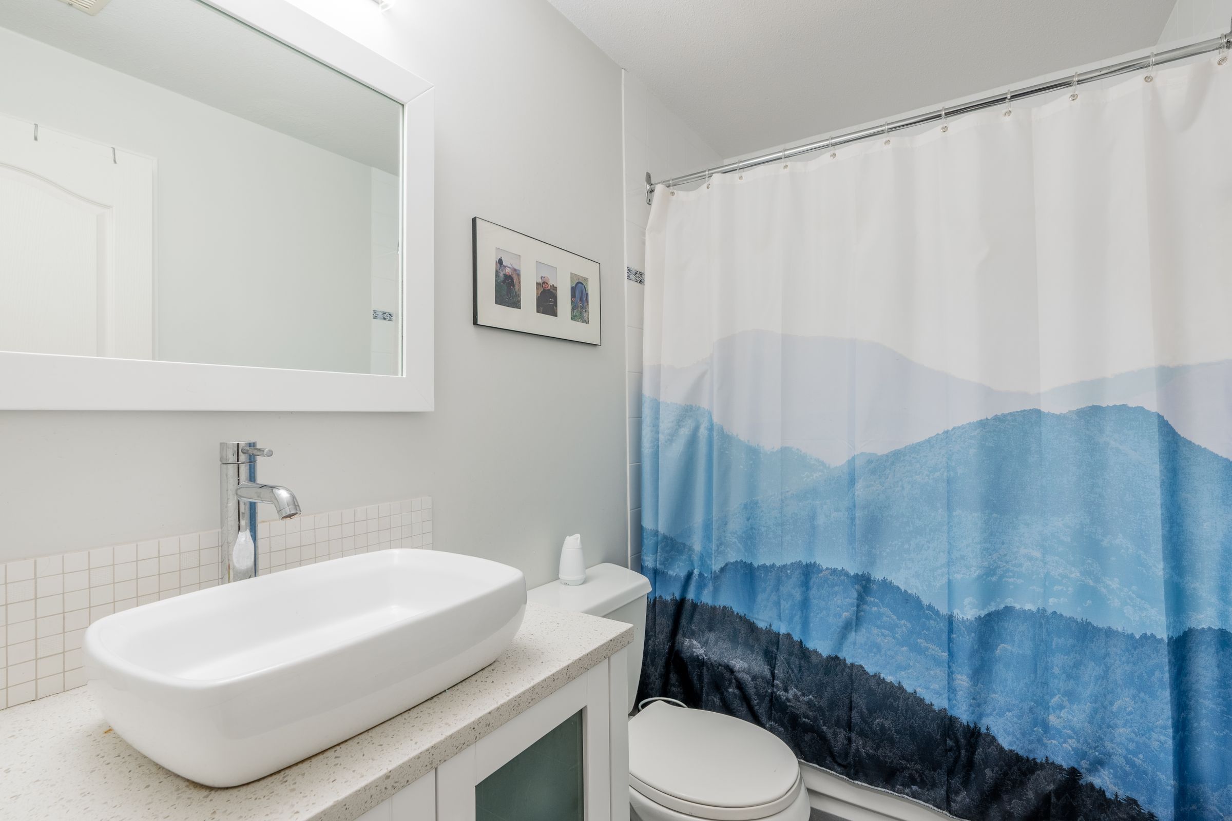 at 5612 Westhaven Court, Eagle Harbour, West Vancouver