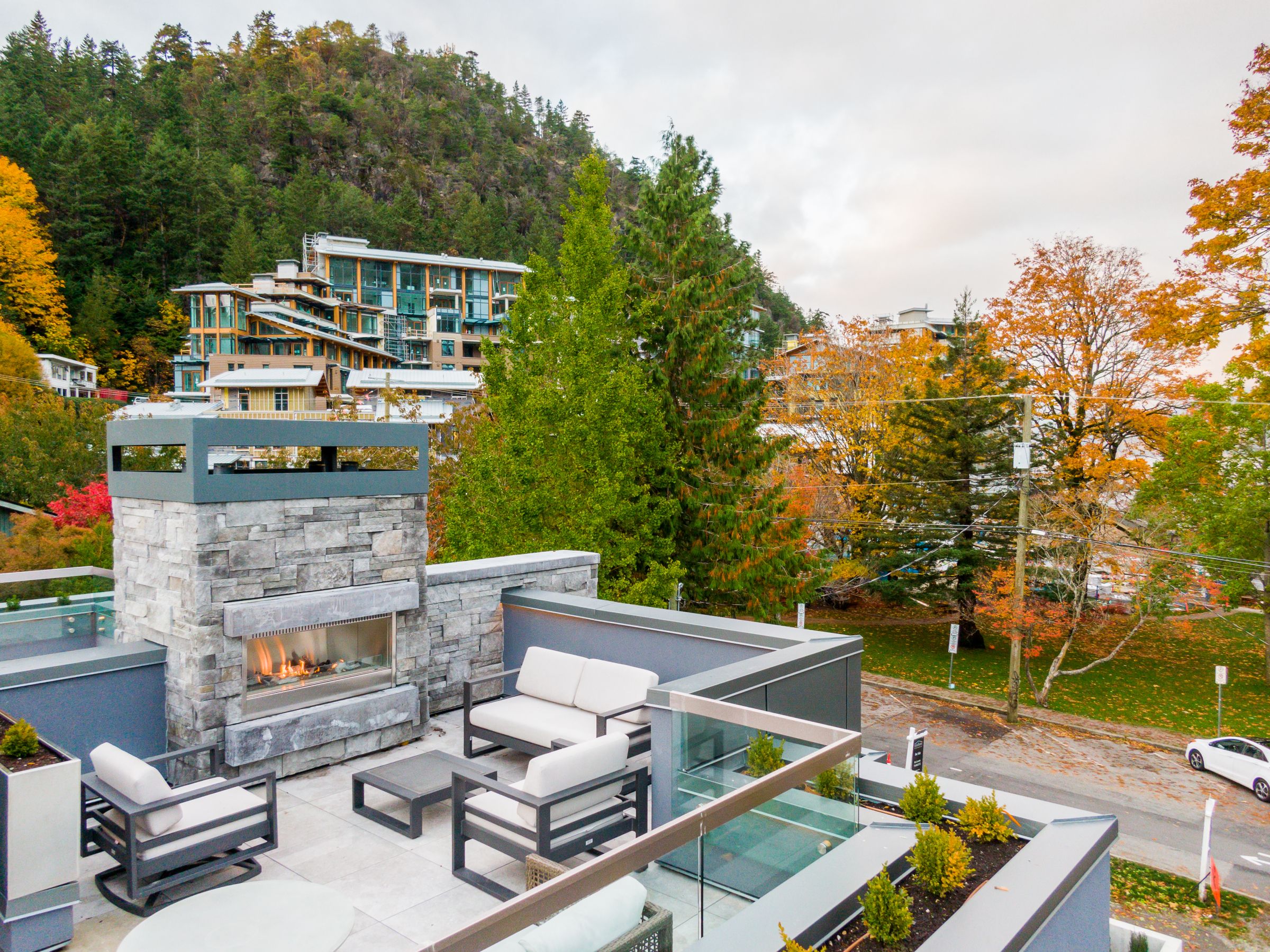 at 6478 Bay Street, Horseshoe Bay WV, West Vancouver