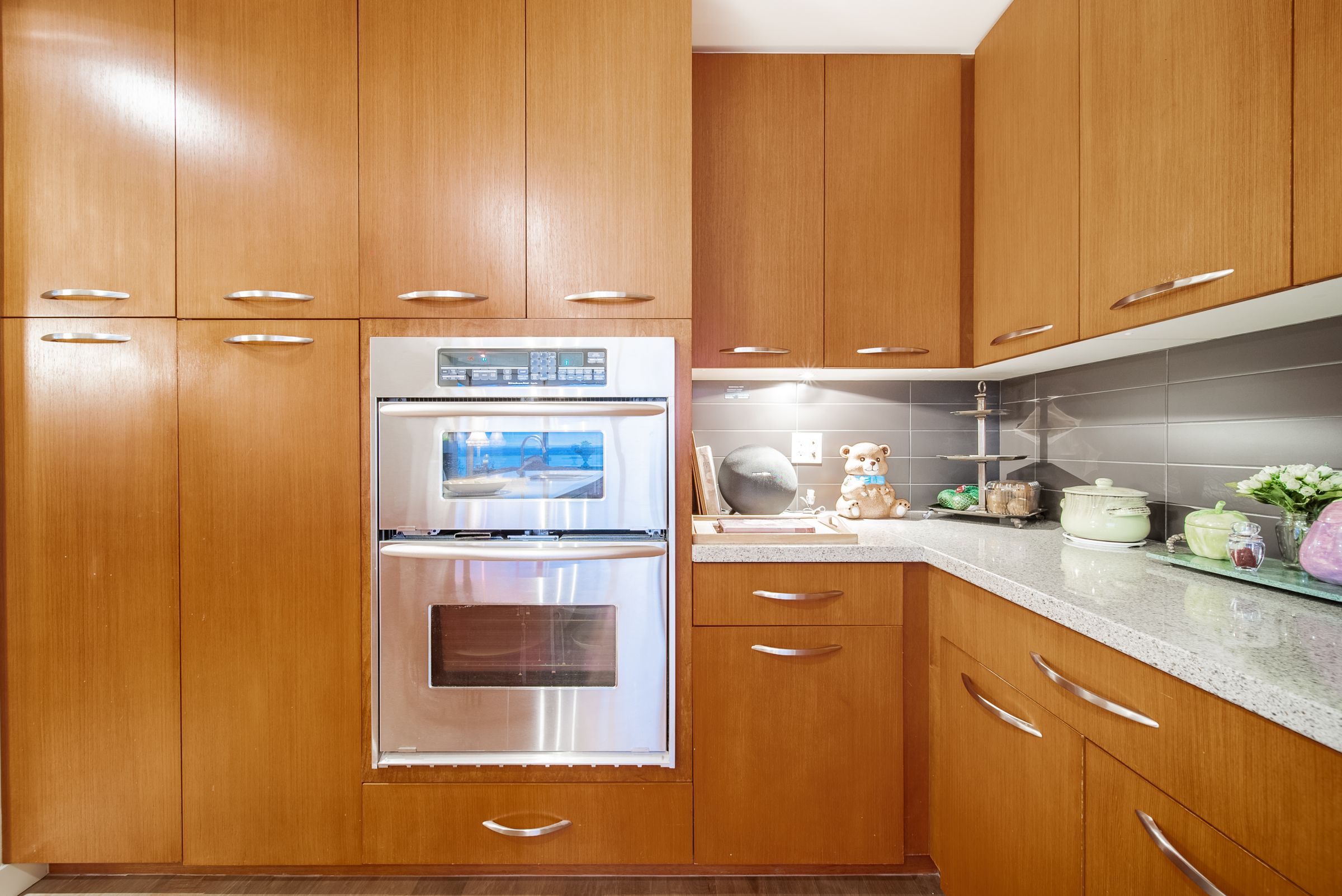 at 803 - 3335 Cypress Place, Cypress Park Estates, West Vancouver