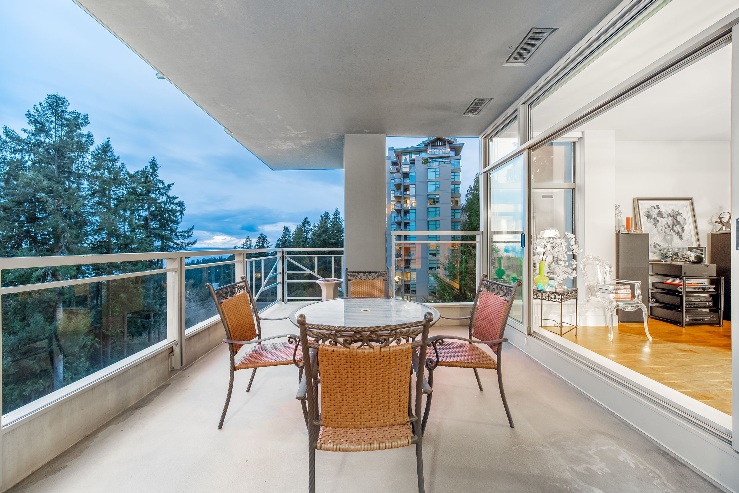 at 803 - 3335 Cypress Place, Cypress Park Estates, West Vancouver