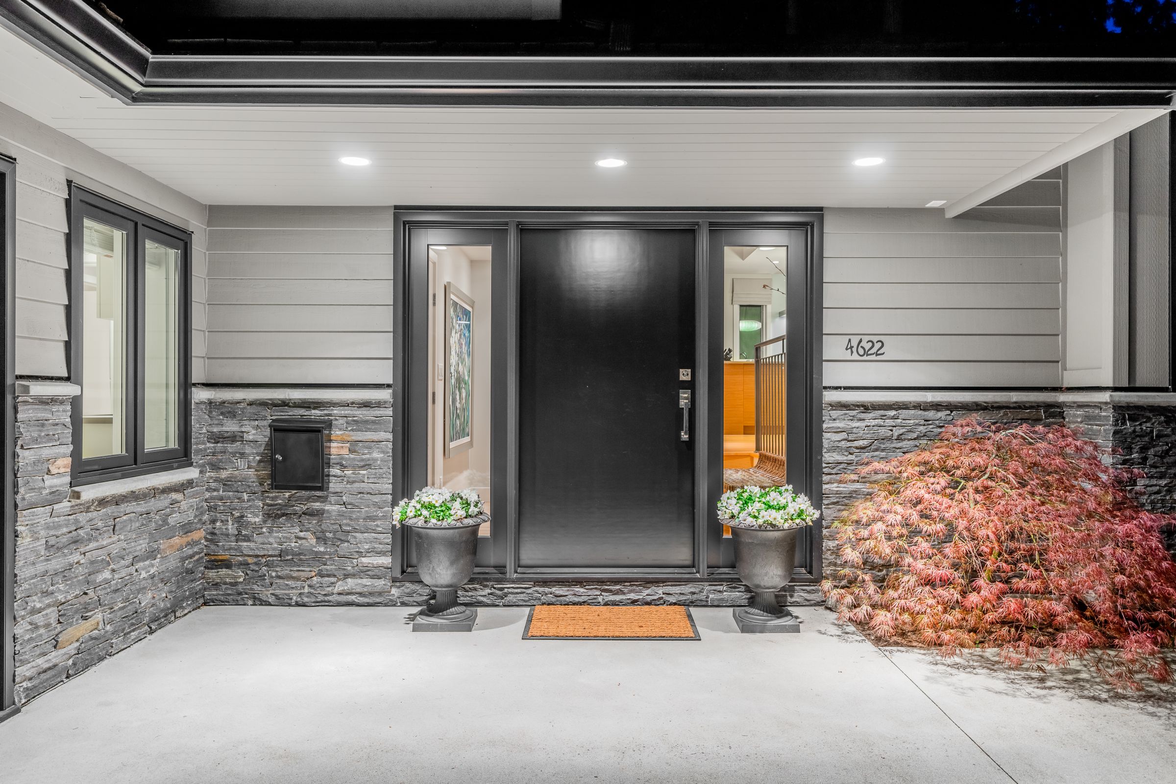 at 4622 Caulfeild Drive, Caulfeild, West Vancouver