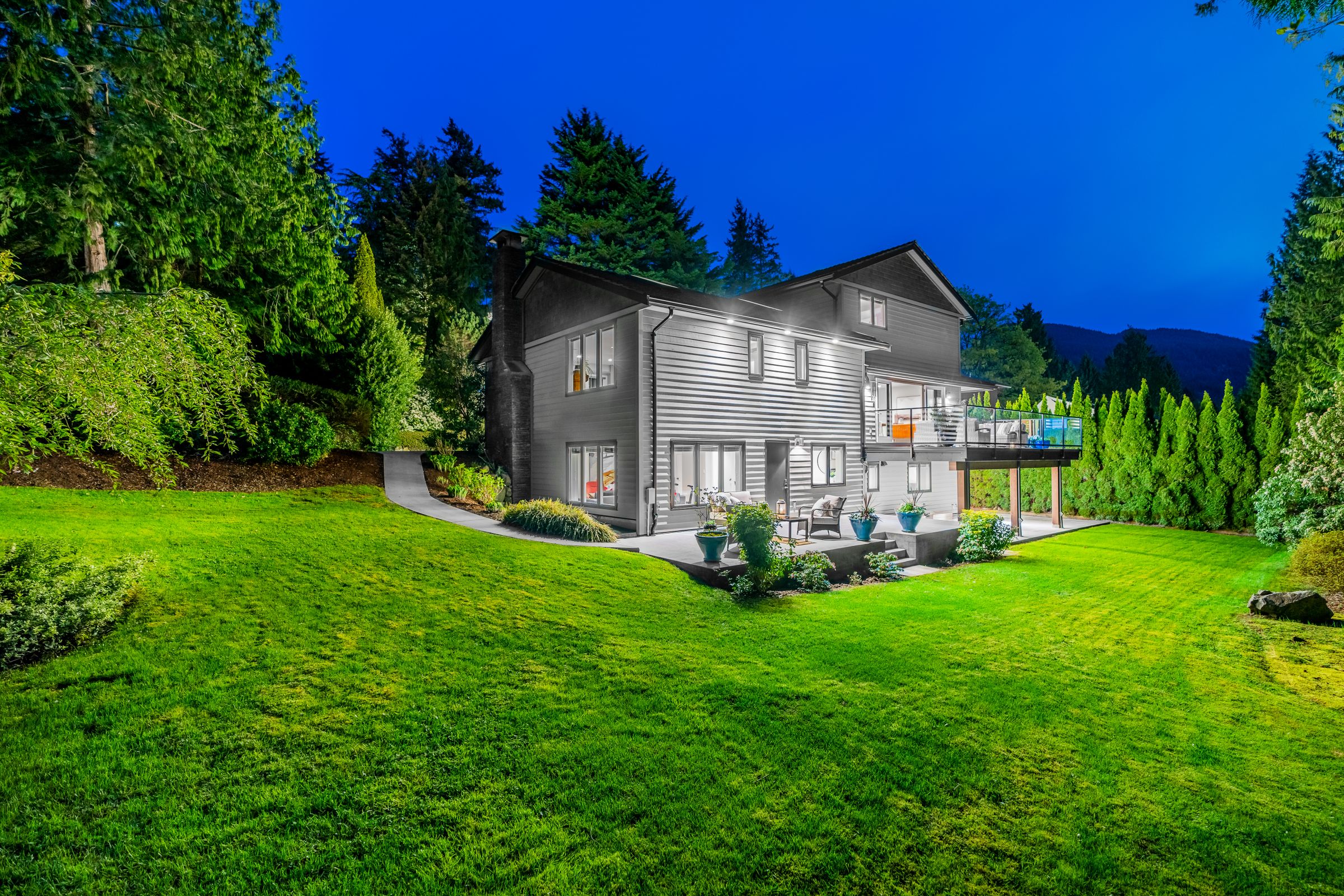 at 4622 Caulfeild Drive, Caulfeild, West Vancouver