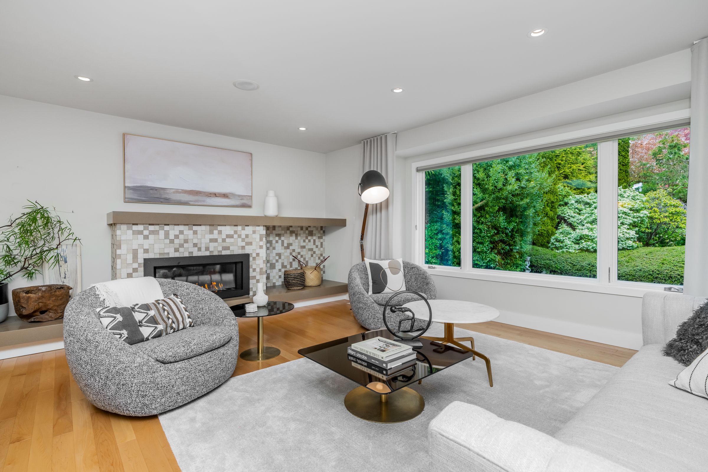 at 4622 Caulfeild Drive, Caulfeild, West Vancouver