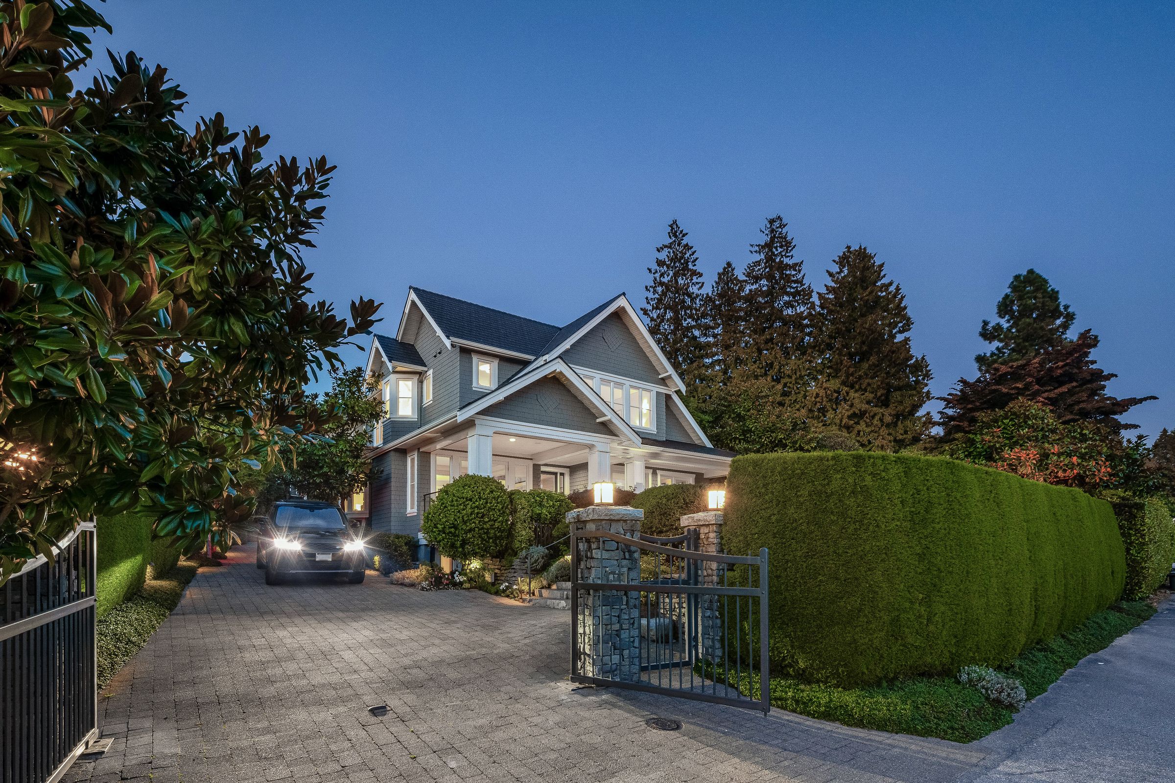 at 2813 Bellevue Avenue, Dundarave, West Vancouver