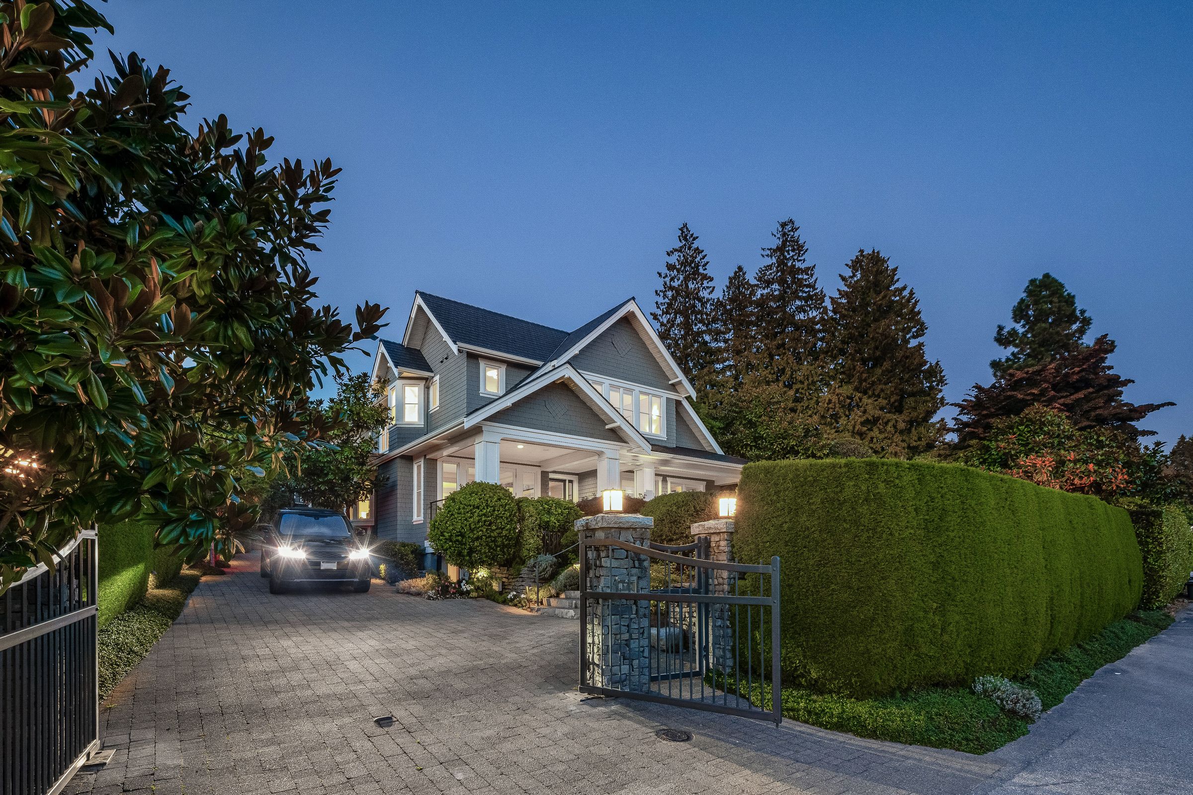  at 2813 Bellevue Avenue, Dundarave, West Vancouver