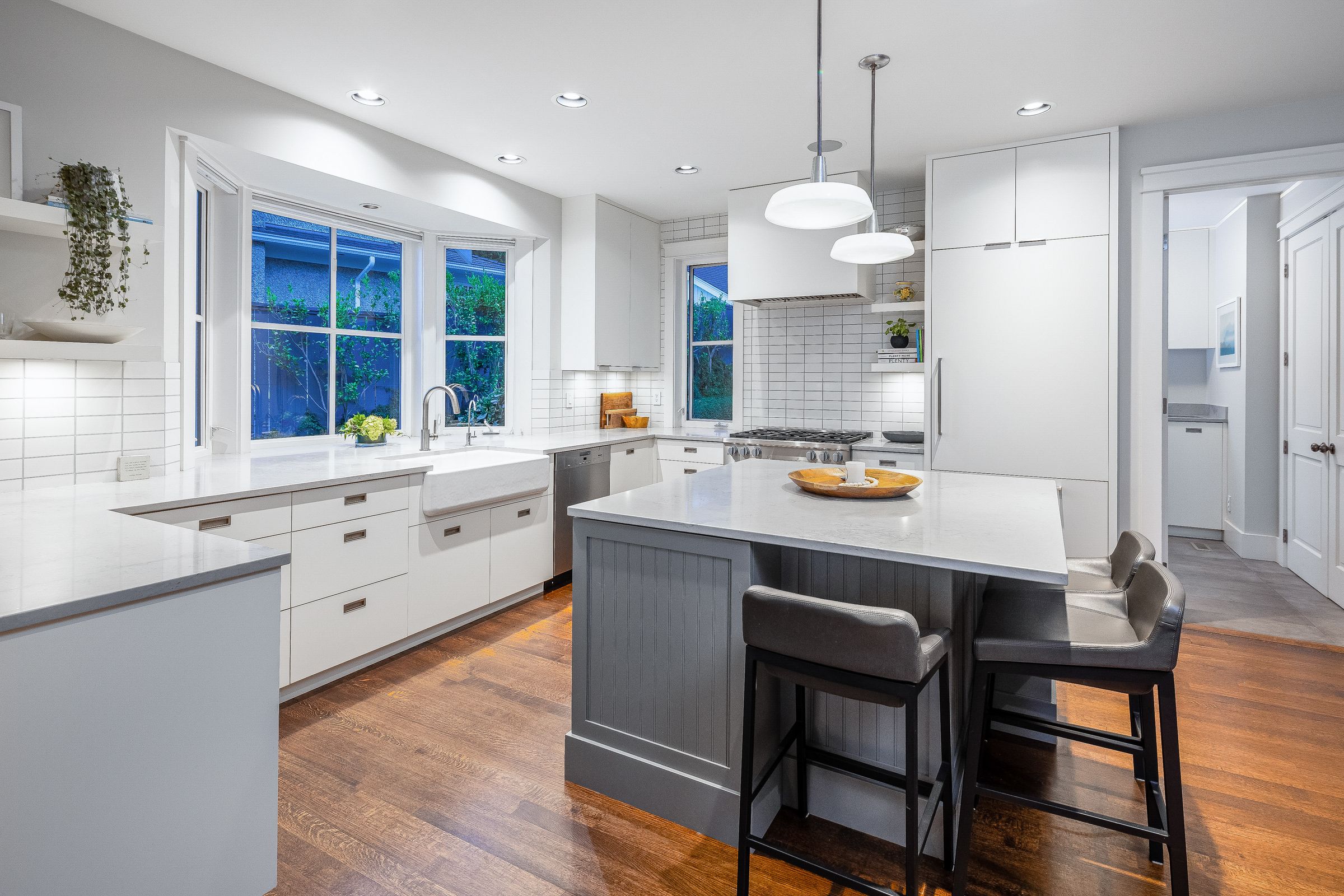 at 2813 Bellevue Avenue, Dundarave, West Vancouver