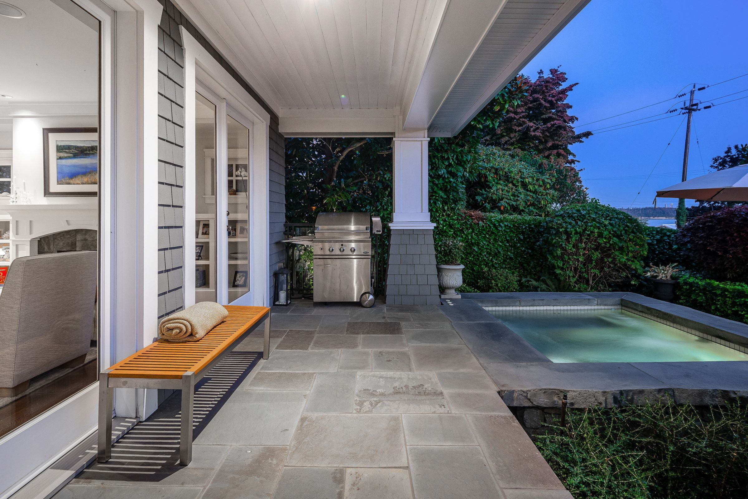 at 2813 Bellevue Avenue, Dundarave, West Vancouver