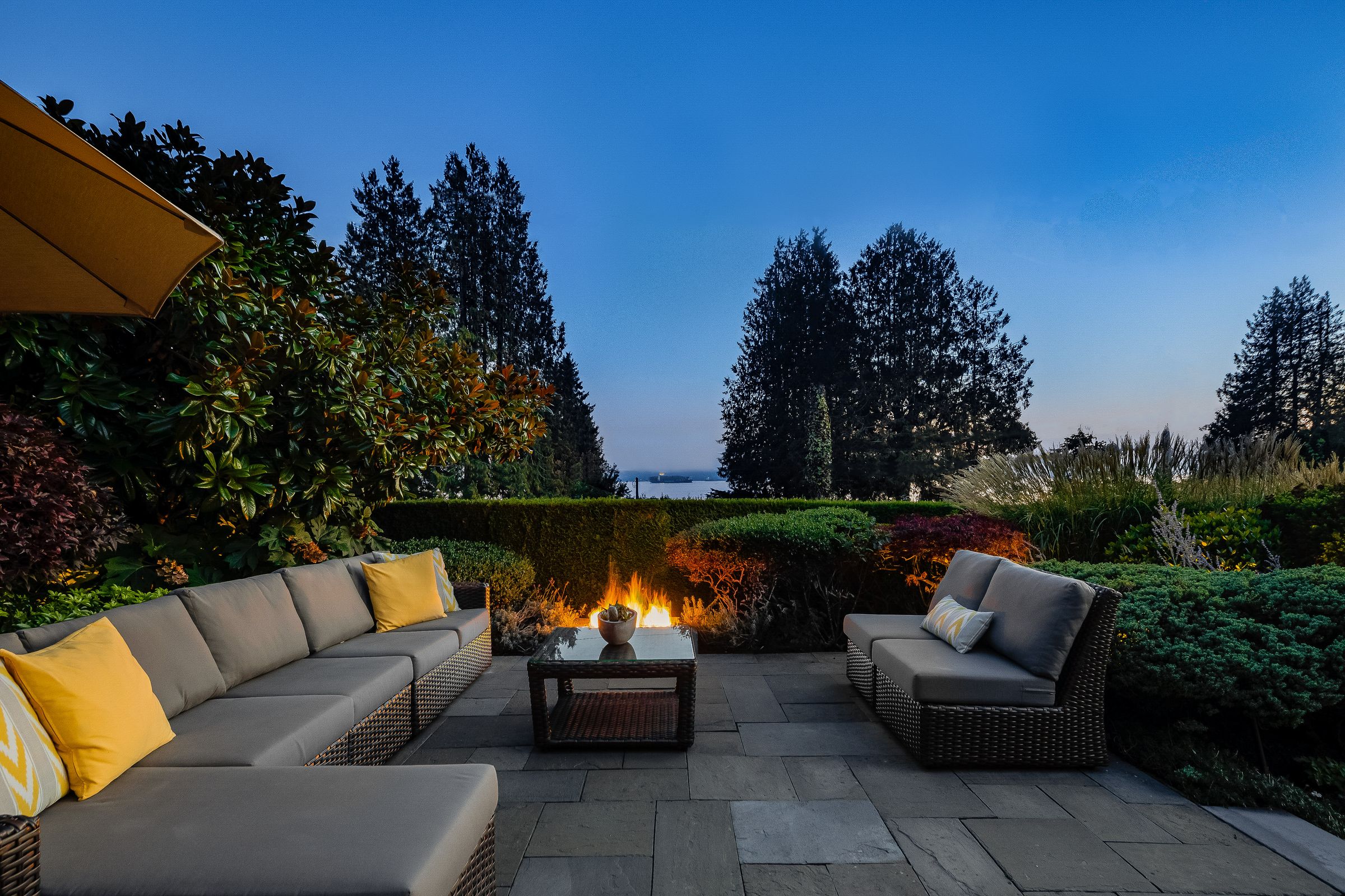 at 2813 Bellevue Avenue, Dundarave, West Vancouver