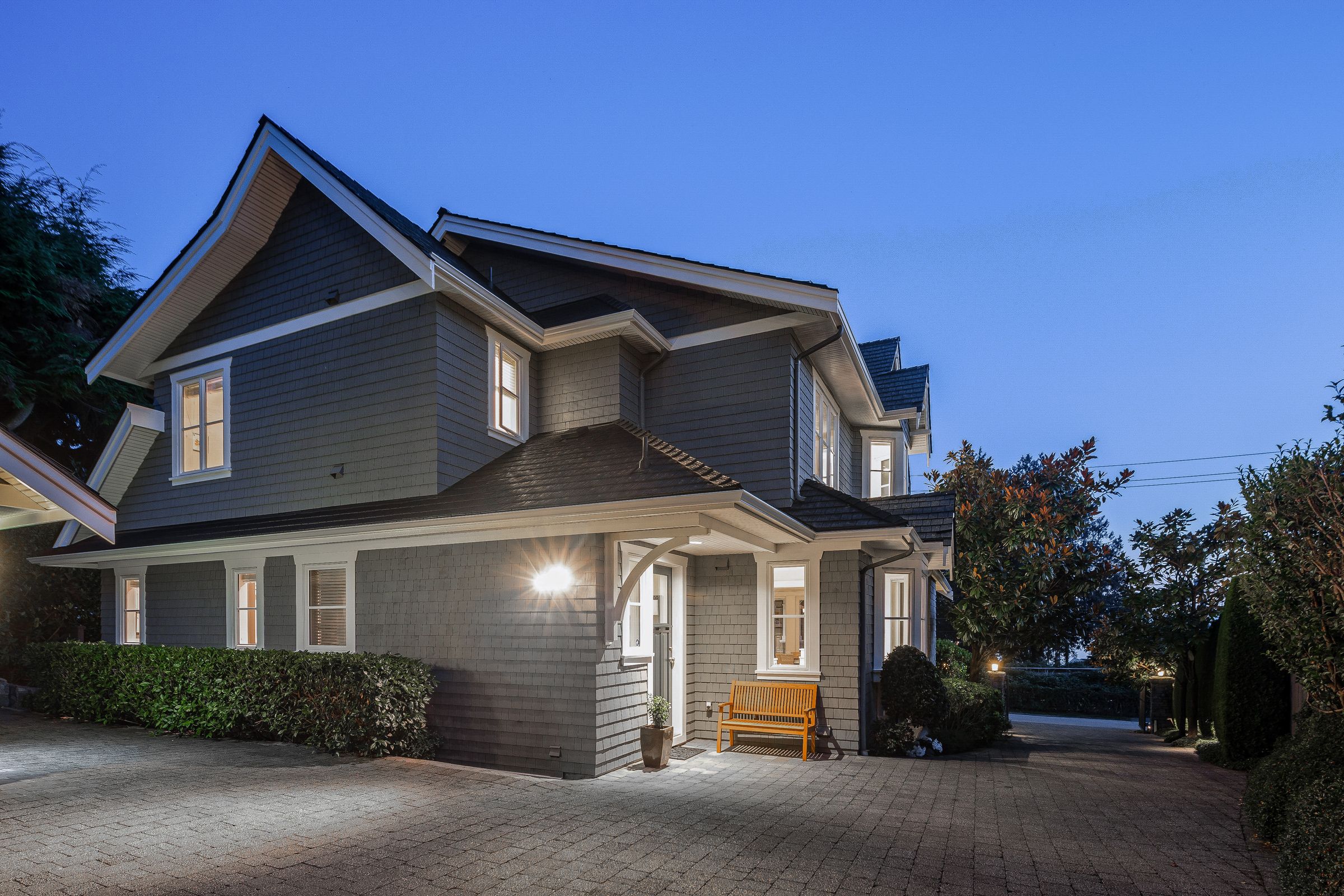 at 2813 Bellevue Avenue, Dundarave, West Vancouver