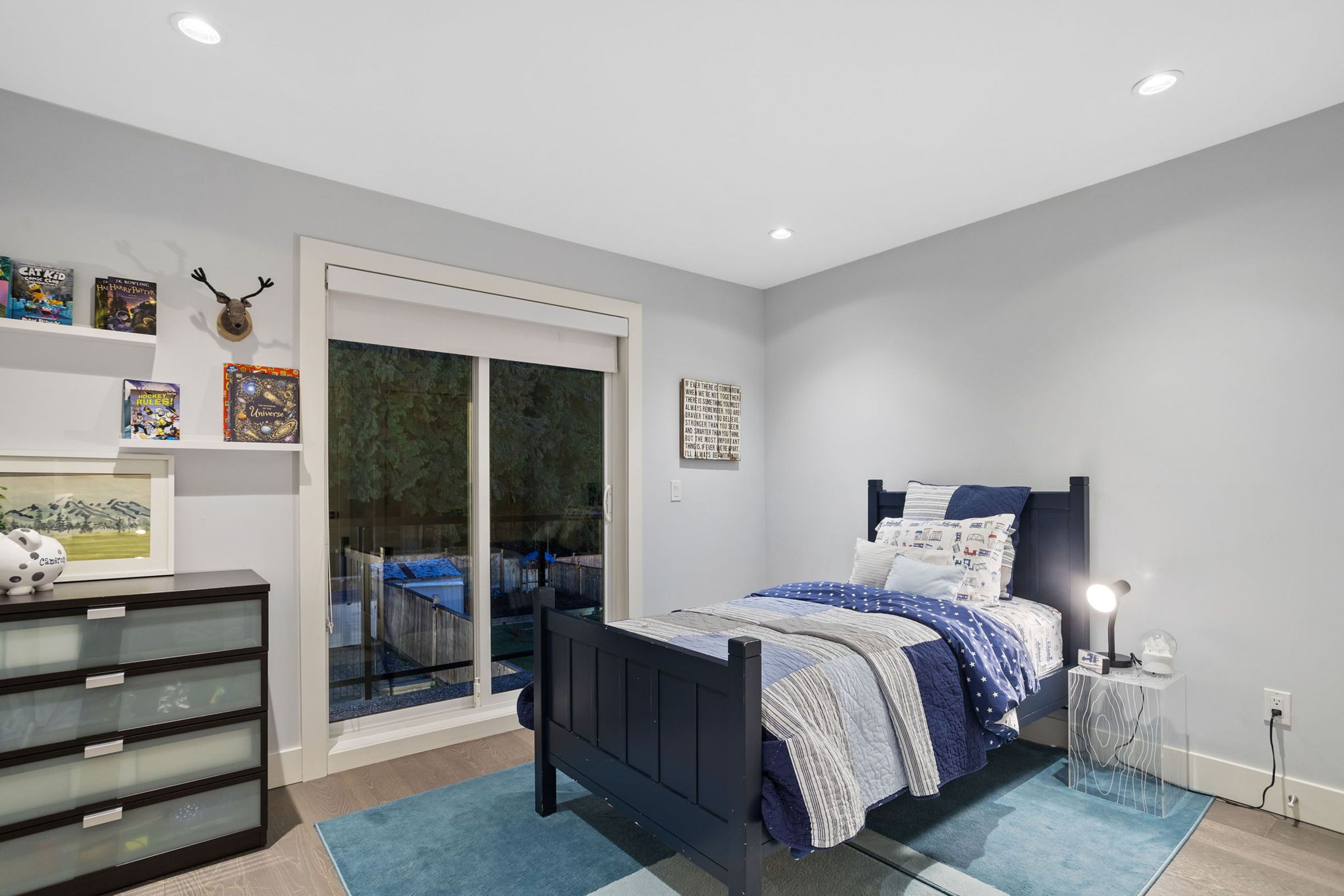 at 604 E 22nd, Boulevard, North Vancouver