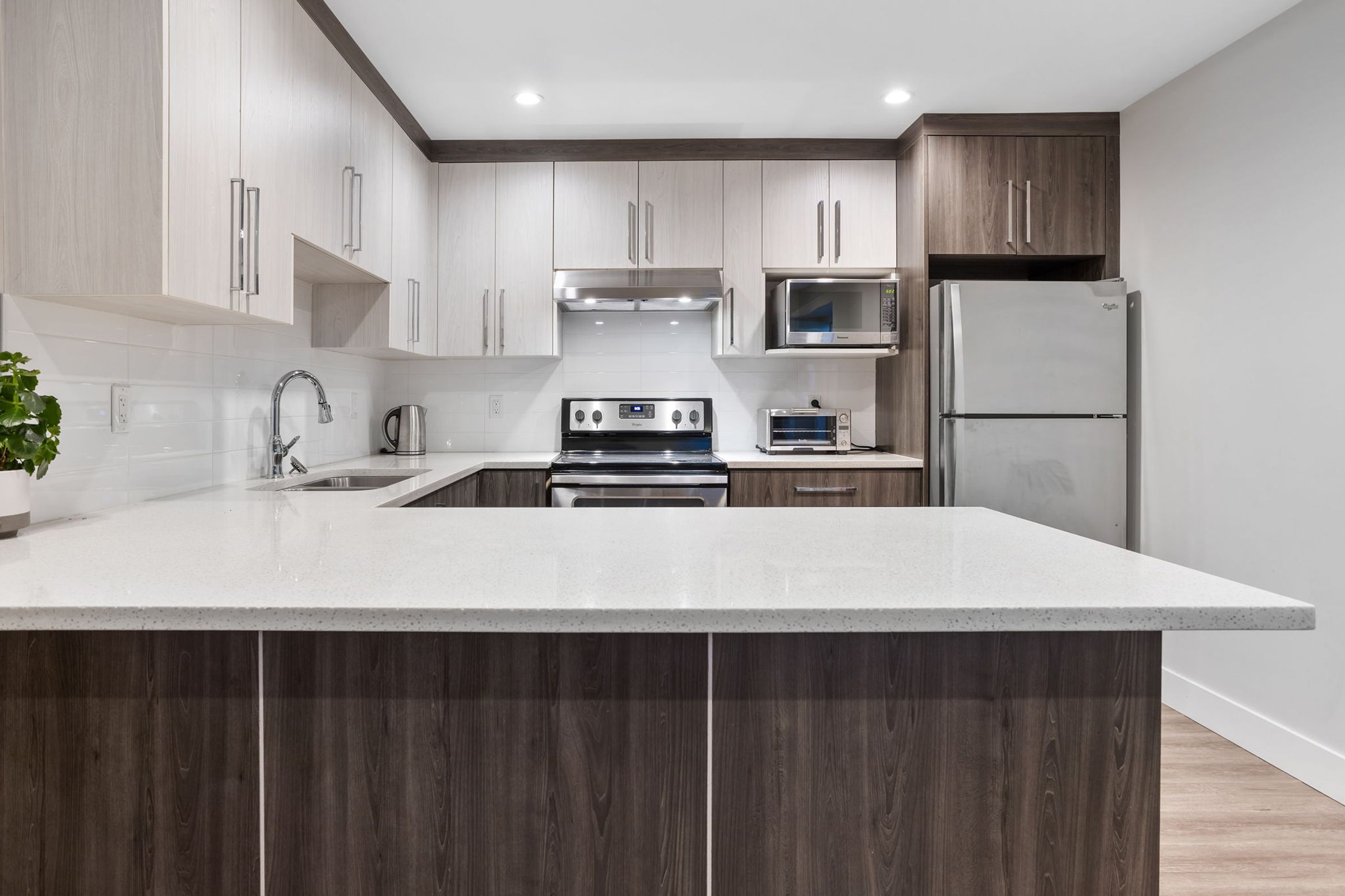 SUITE at 604 E 22nd, Boulevard, North Vancouver