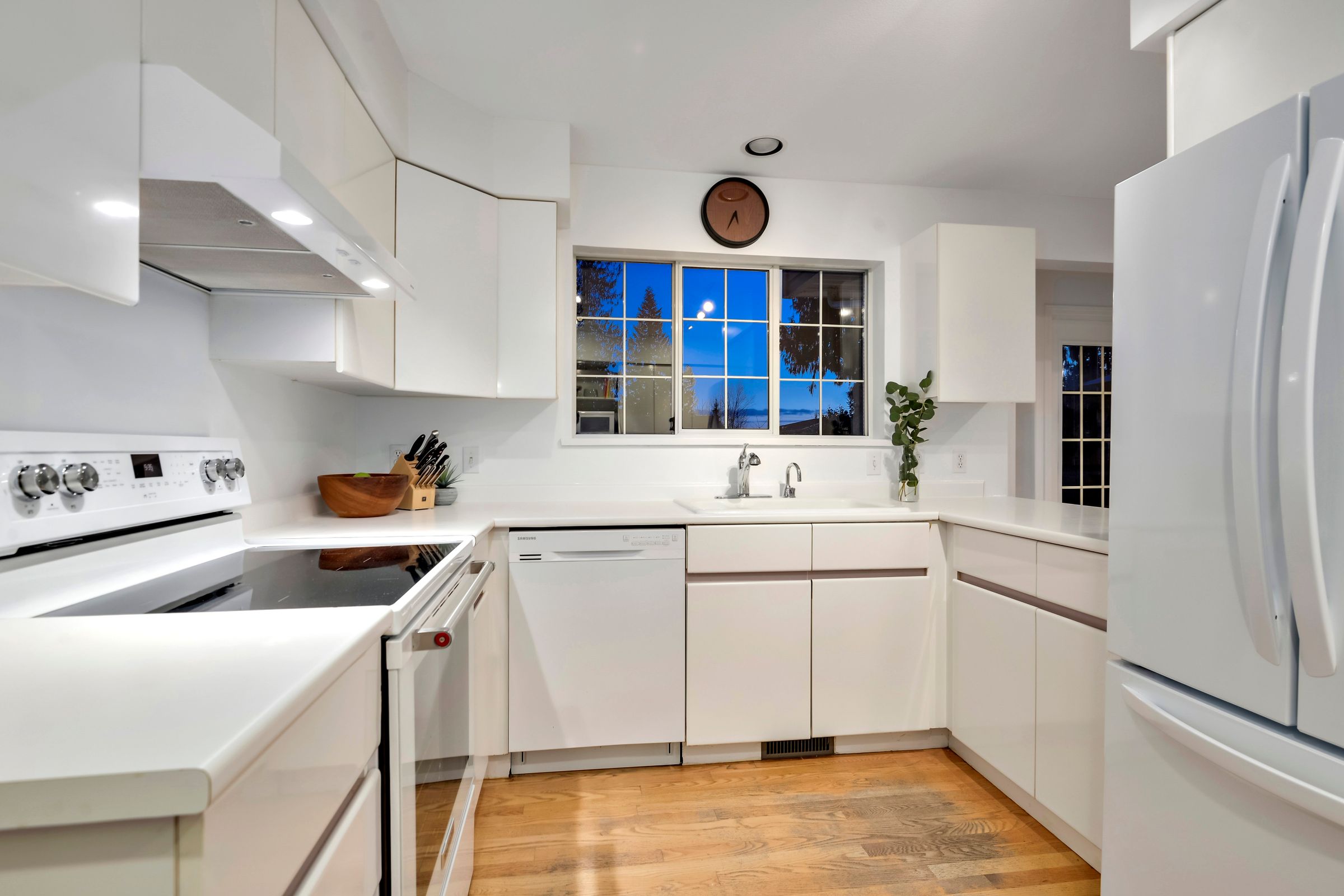 at 2372 Kings Avenue, Dundarave, West Vancouver