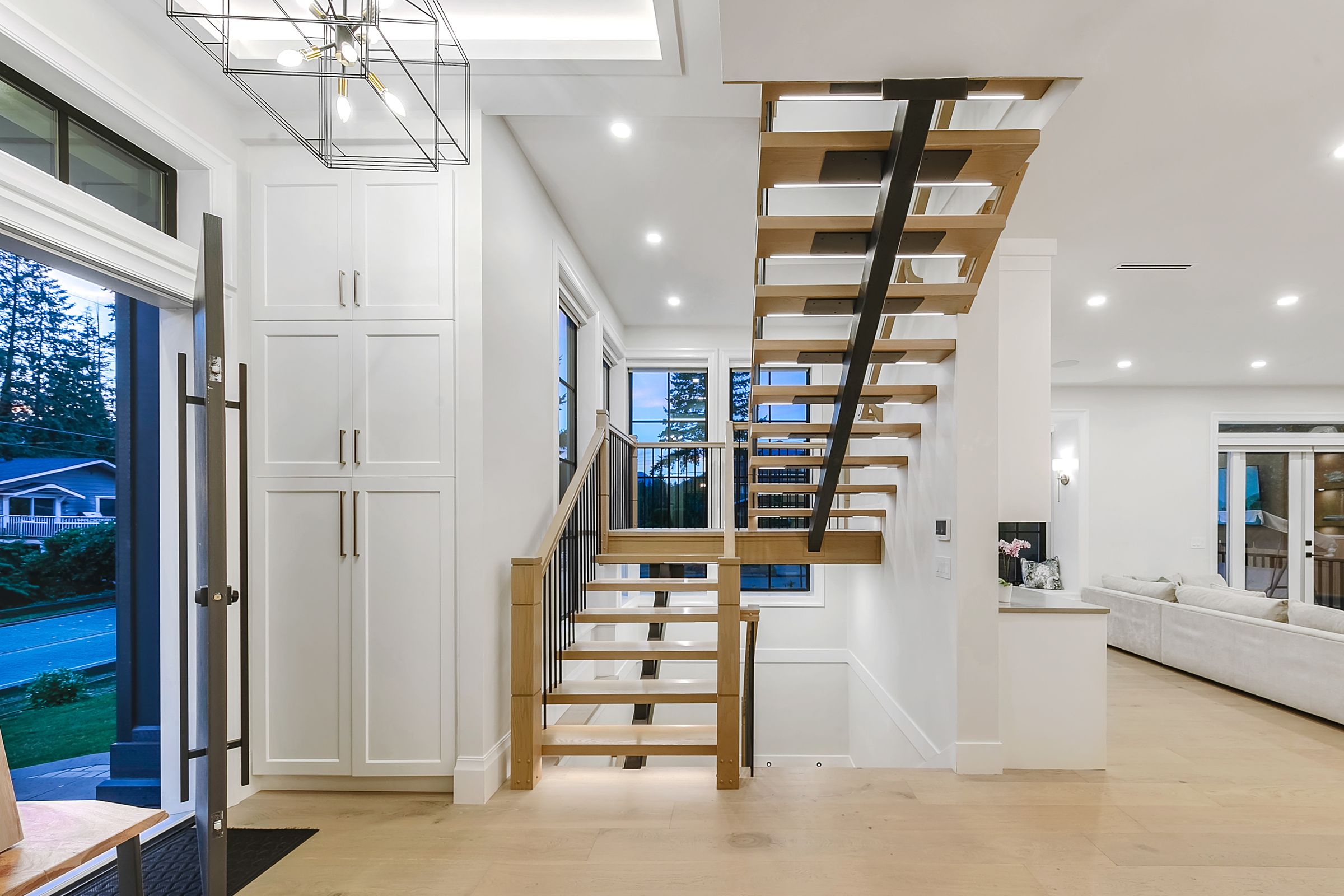 at 1395 W 21st Street, Pemberton Heights, North Vancouver