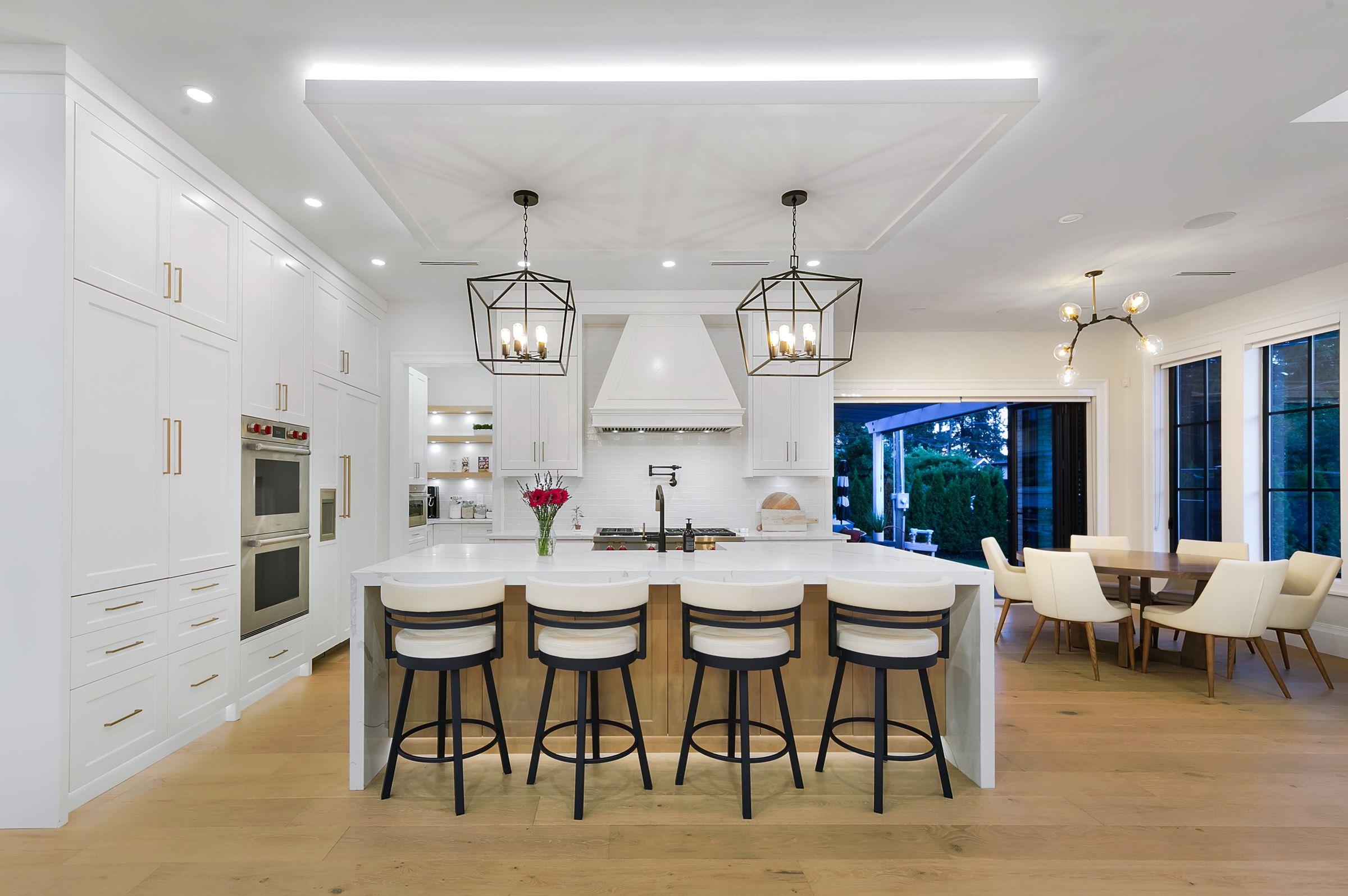 at 1395 W 21st Street, Pemberton Heights, North Vancouver
