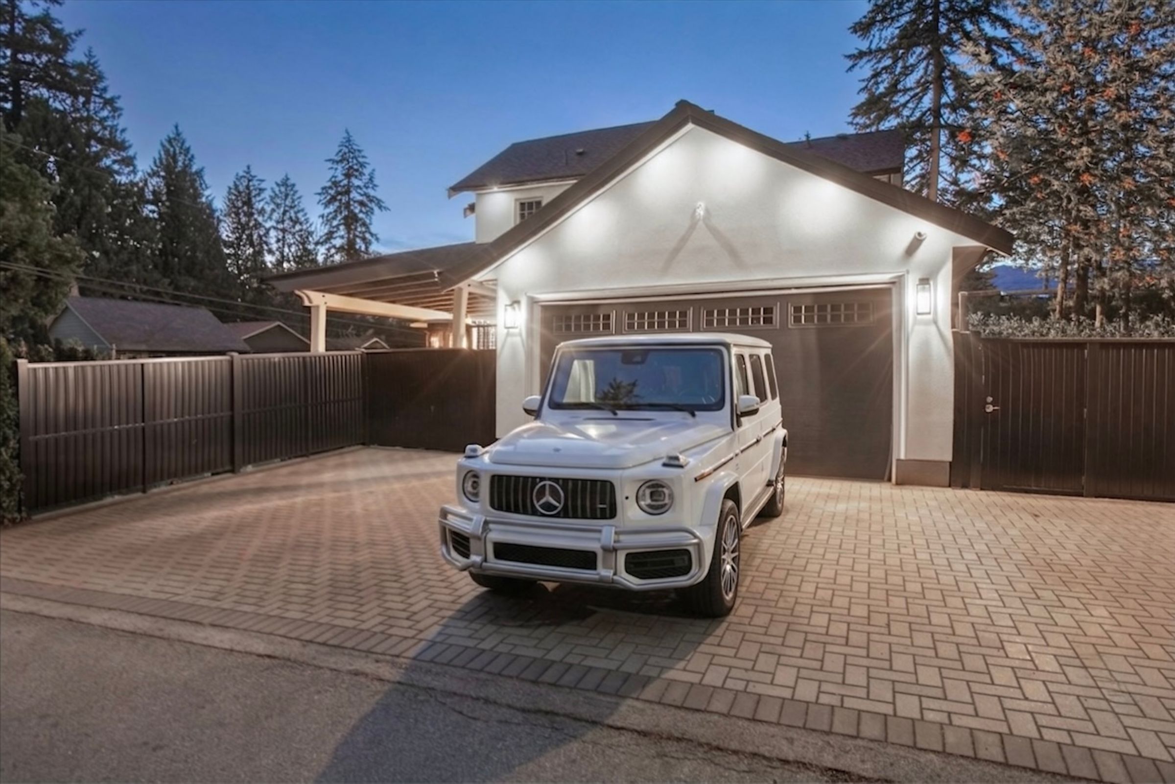  at 1395 W 21st Street, Pemberton Heights, North Vancouver