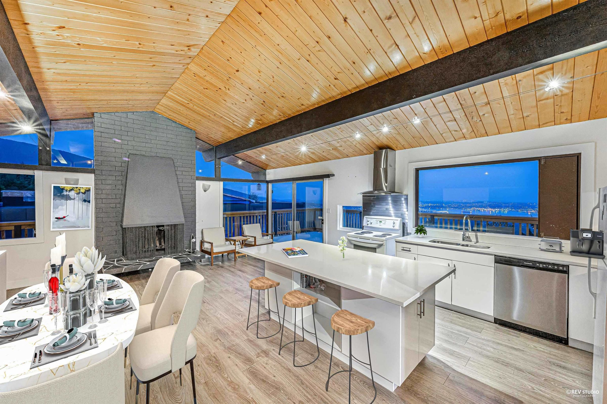 at 1112 Millstream Road, British Properties, West Vancouver