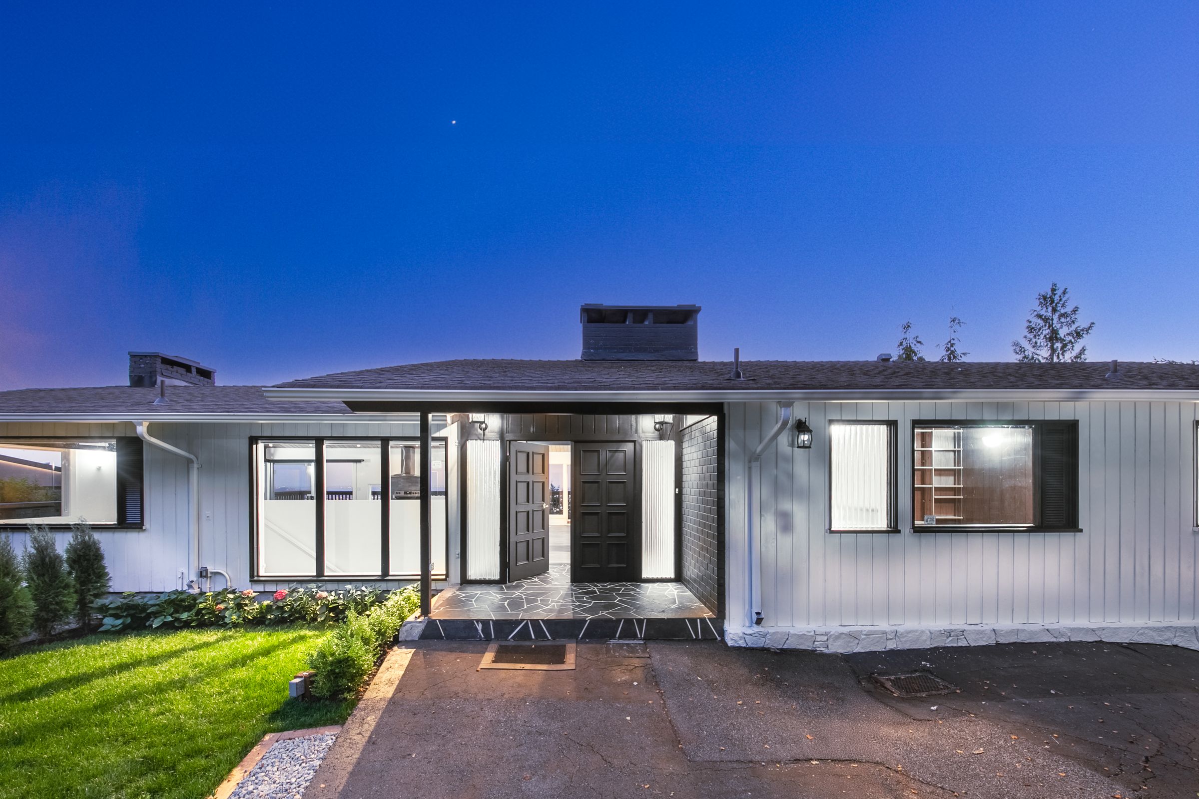at 1112 Millstream Road, British Properties, West Vancouver