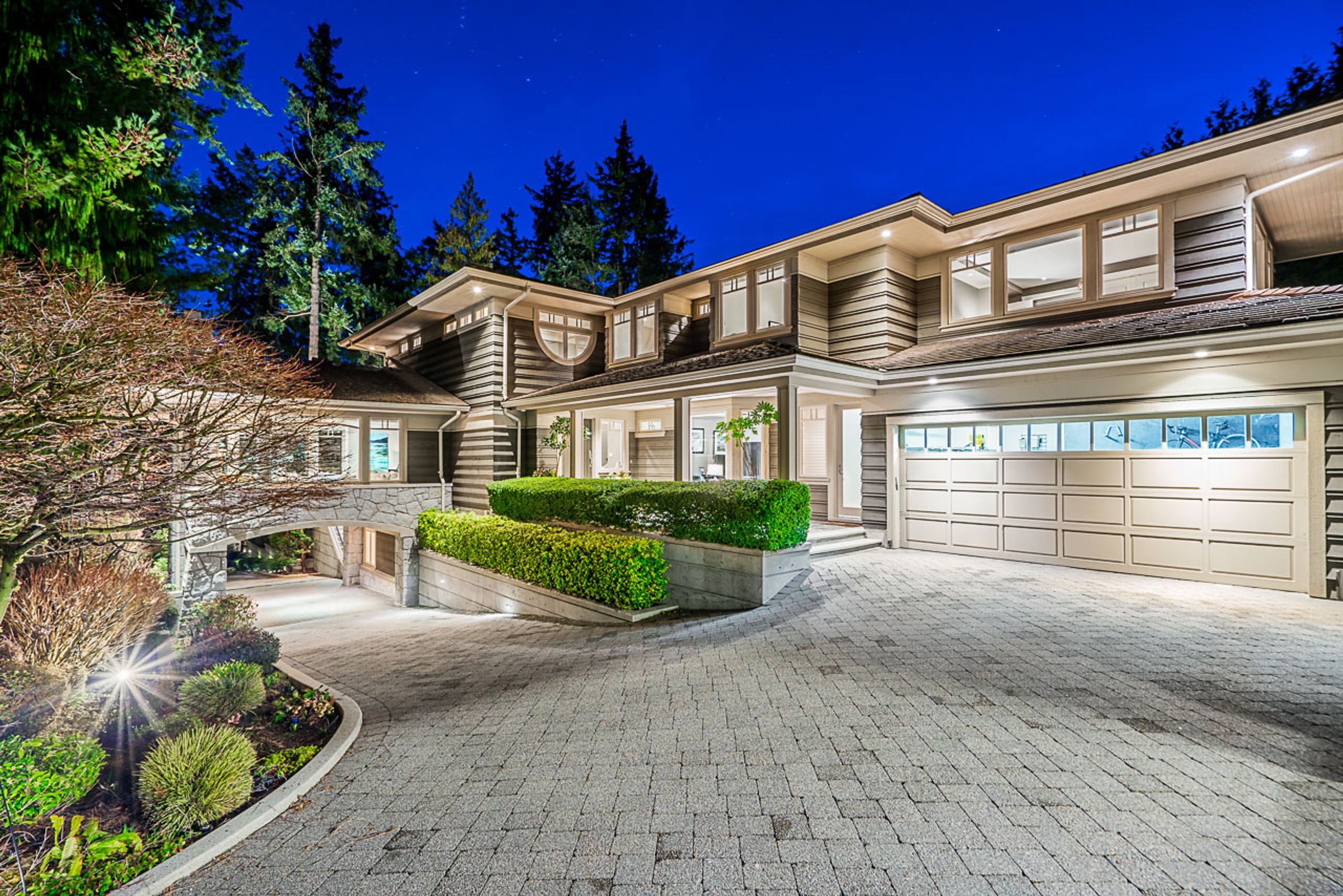 at 4675 Clovelly Walk, Caulfeild, West Vancouver