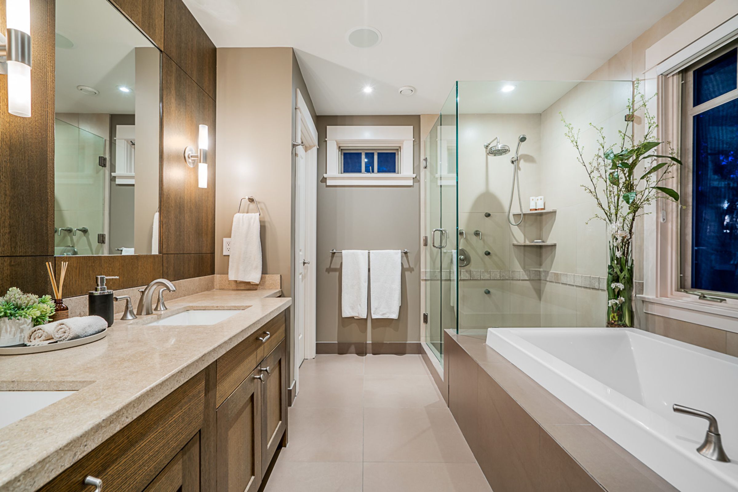 at 4675 Clovelly Walk, Caulfeild, West Vancouver