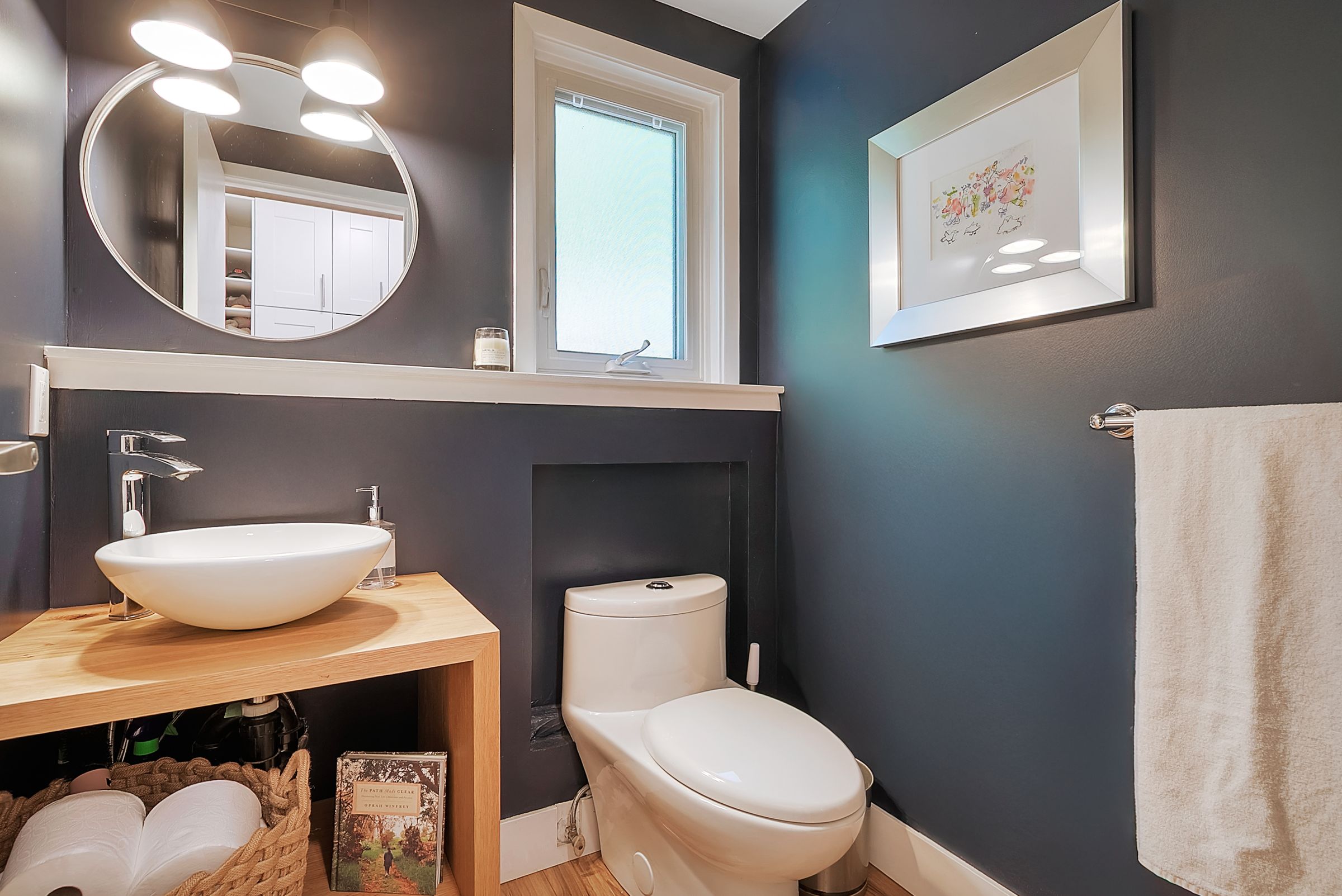 at 5753 Westport Road, Eagle Harbour, West Vancouver