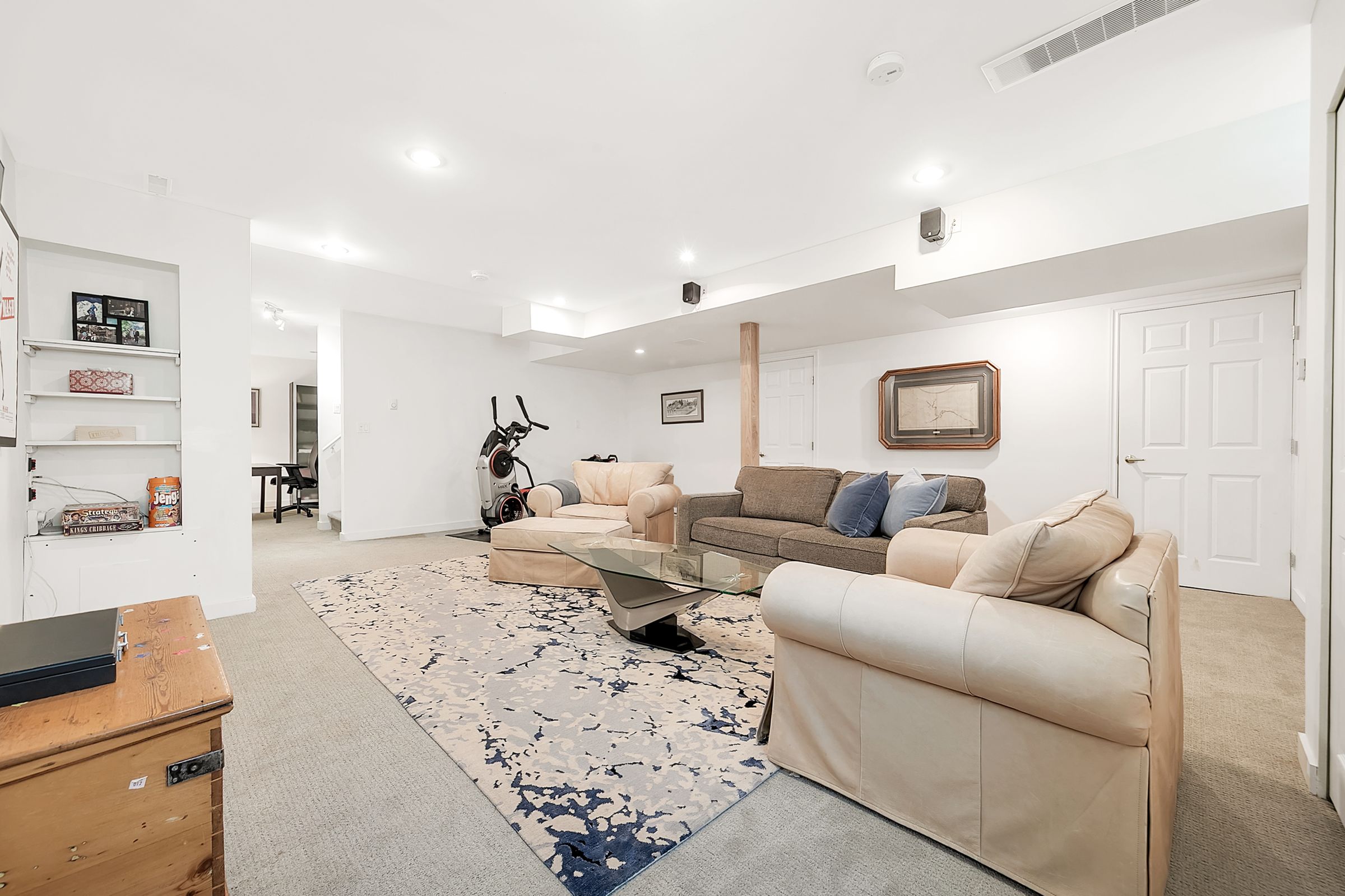 at 5753 Westport Road, Eagle Harbour, West Vancouver