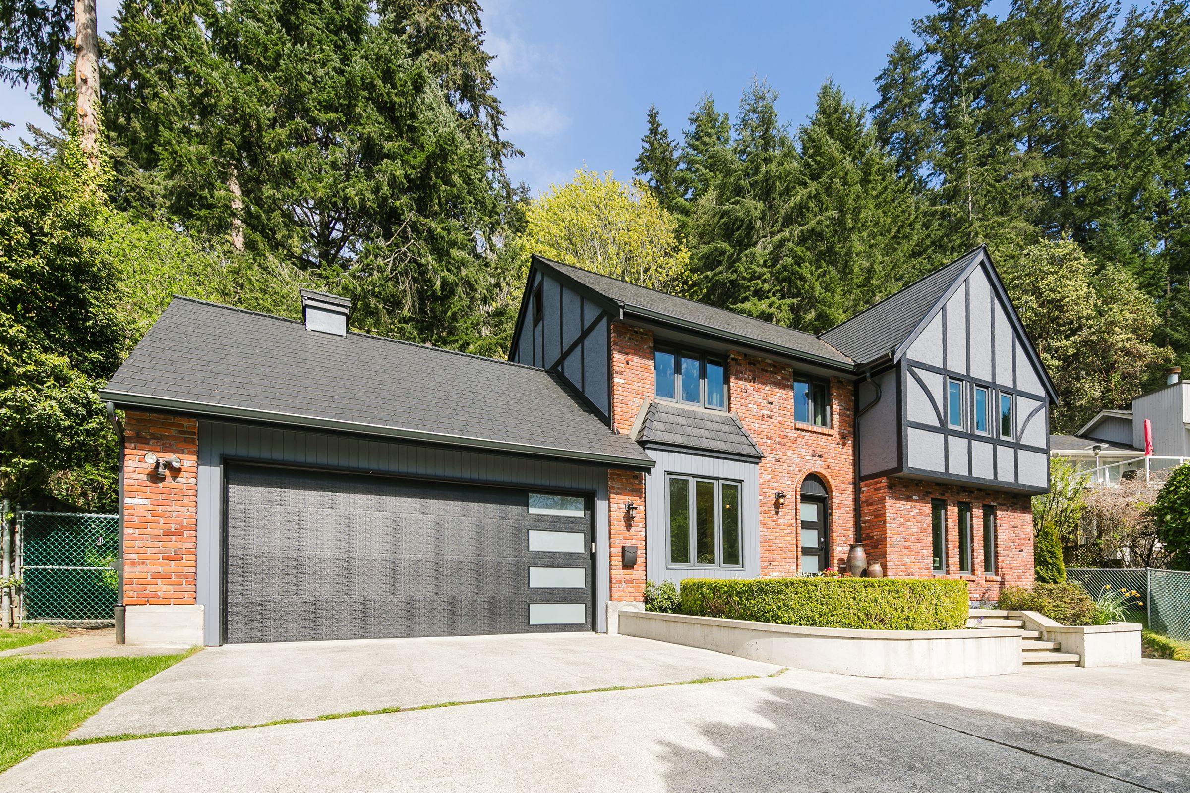 at 5753 Westport Road, Eagle Harbour, West Vancouver