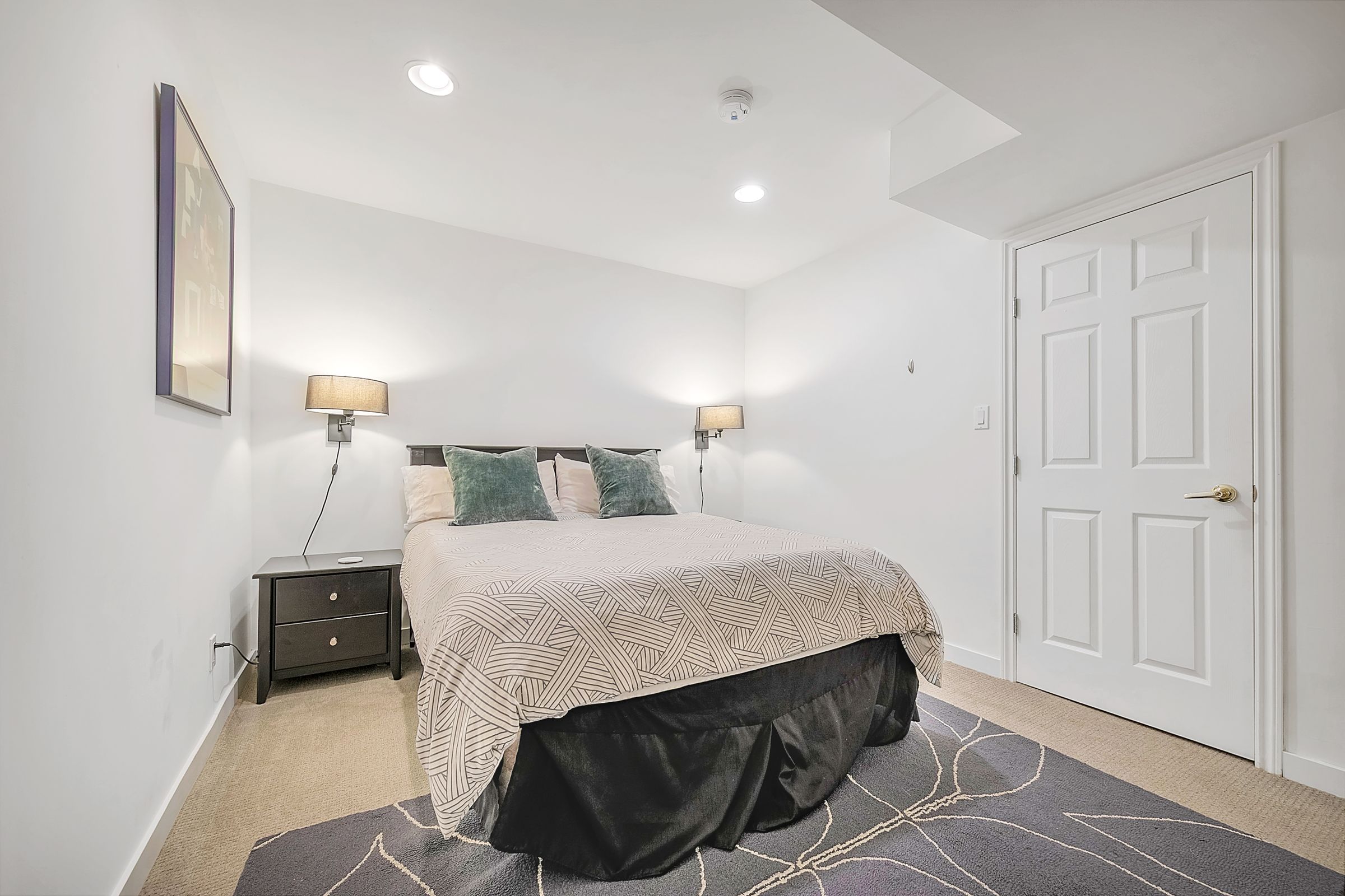 at 5753 Westport Road, Eagle Harbour, West Vancouver