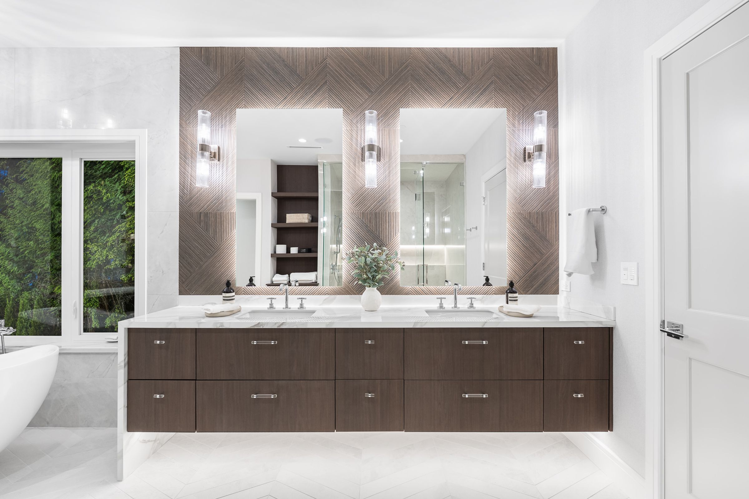 at 360 Southborough Drive, British Properties, West Vancouver