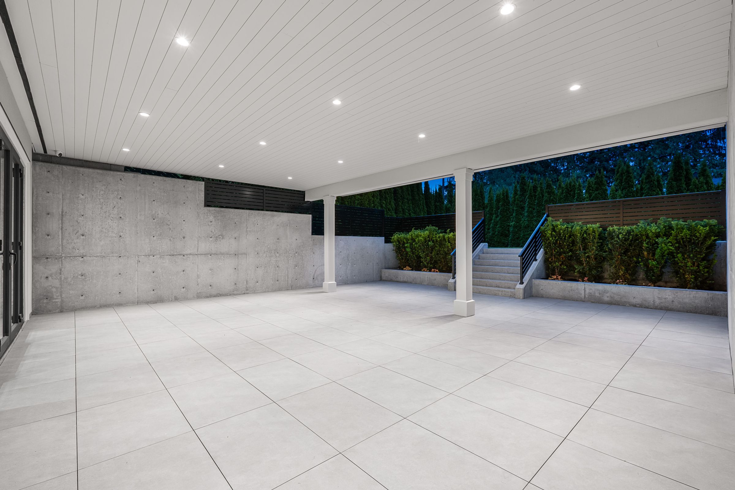 at 360 Southborough Drive, British Properties, West Vancouver