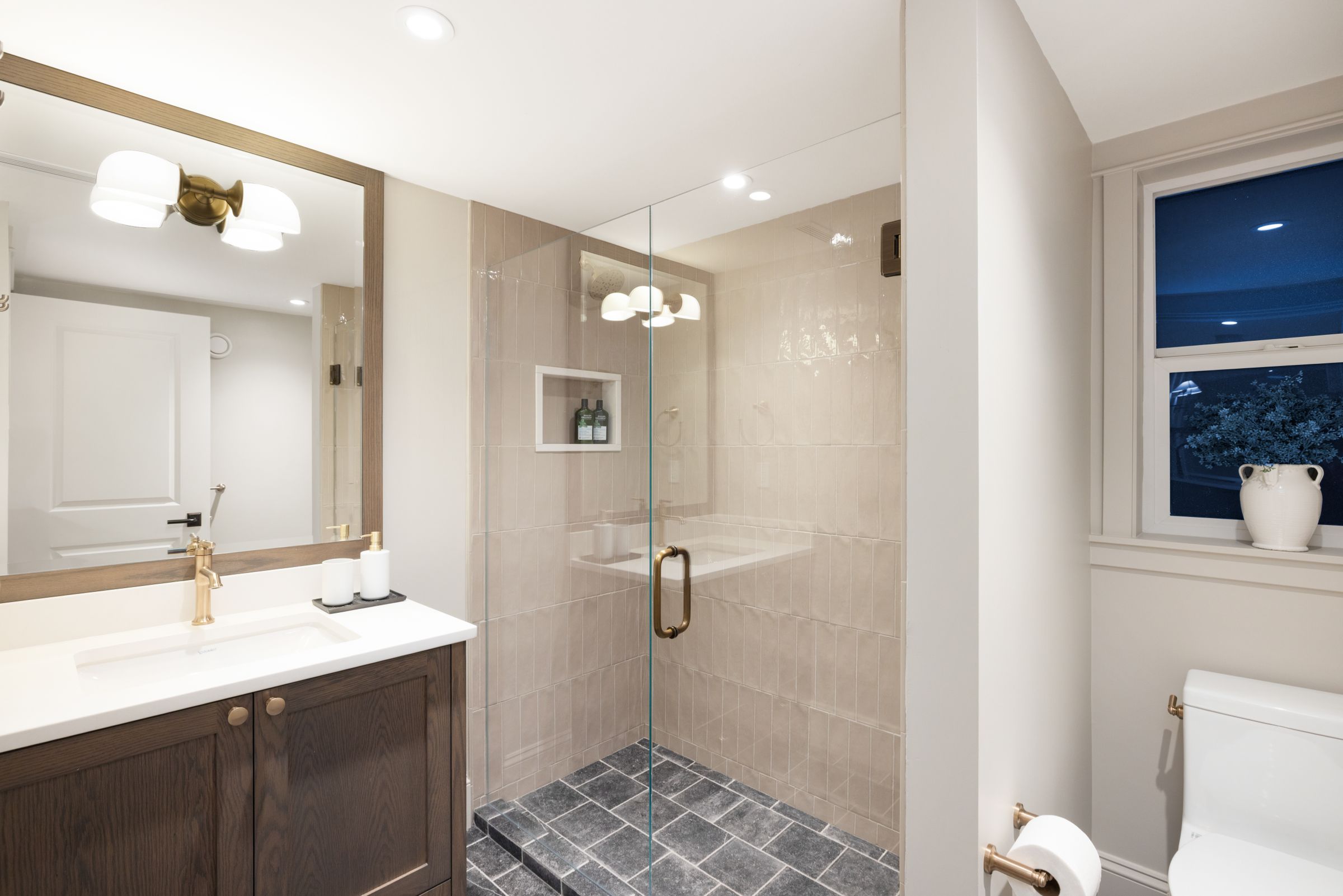  at 5450 Marine Drive, Caulfeild, West Vancouver