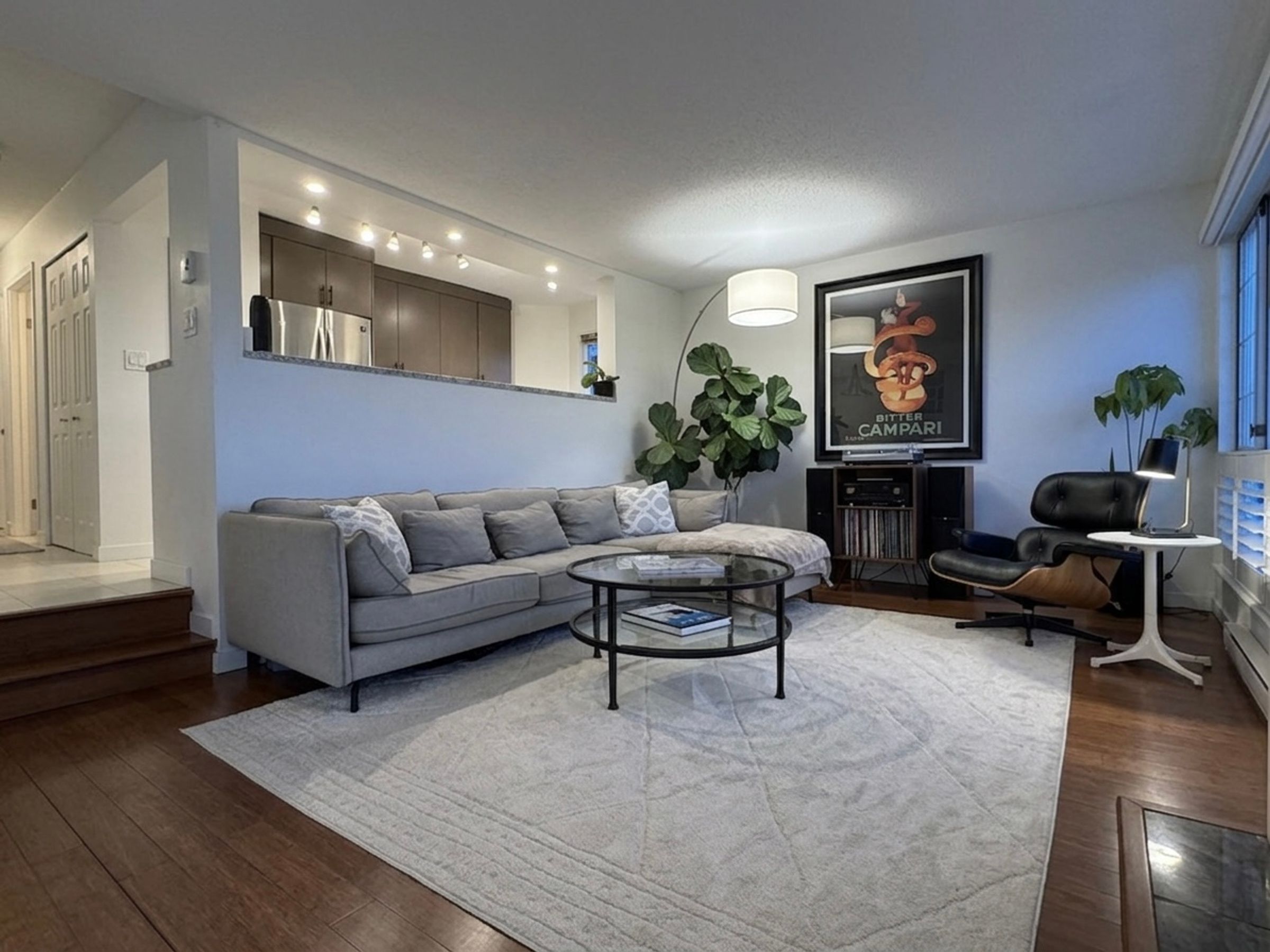  at 202 - 2440 Haywood Avenue, Dundarave, West Vancouver