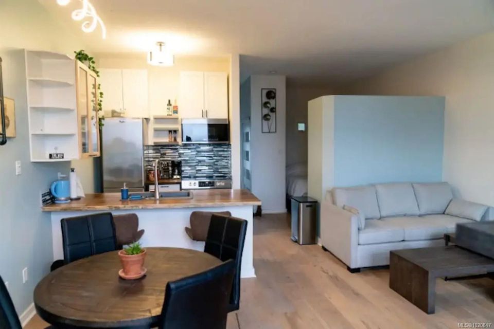 230-main-tofino-port-alberni-04